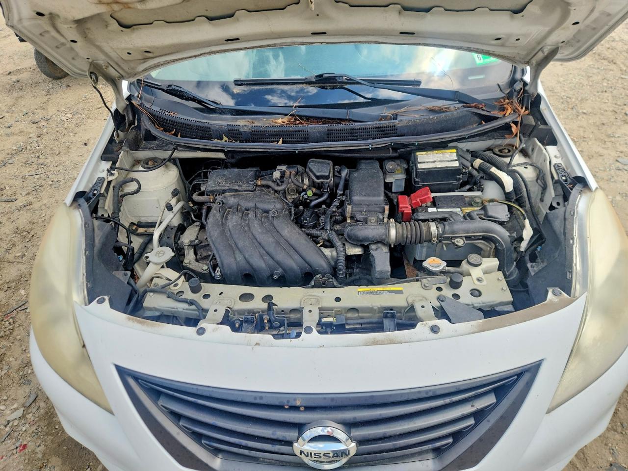 2014 Nissan Versa 1.6 S White vin: 3N1CN7AP6EL806294