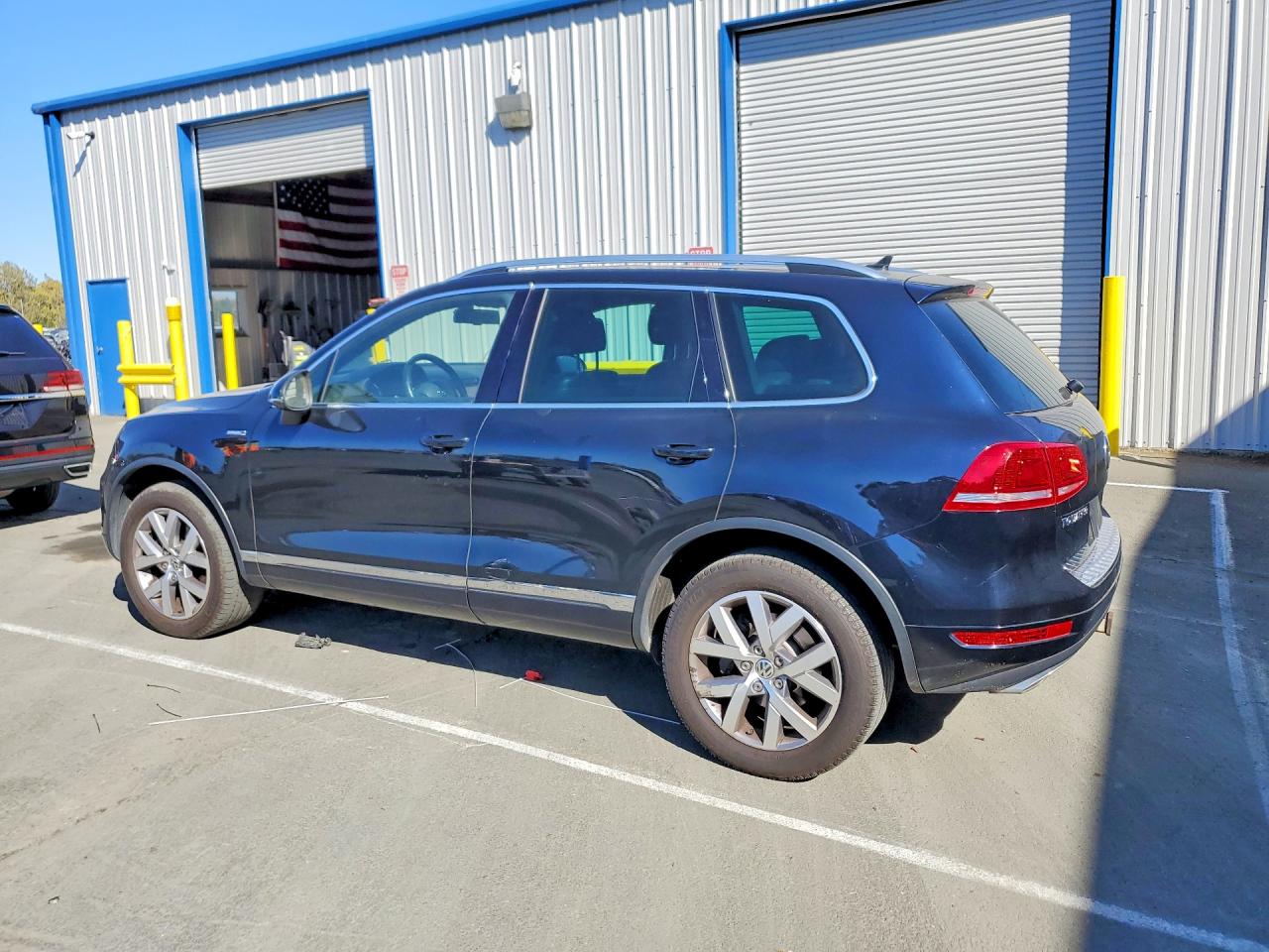 2014 Volkswagen Touareg V6 Tdi Black vin: WVGEP9BP5ED012298