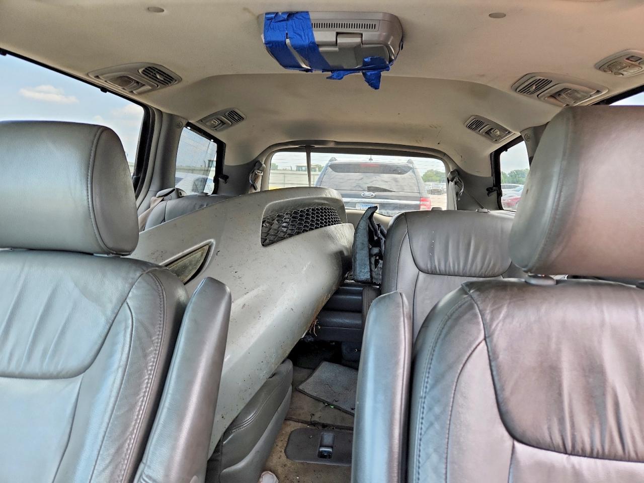 2010 Toyota Sienna Xle Серебряный vin: 5TDYK4CC4AS313514