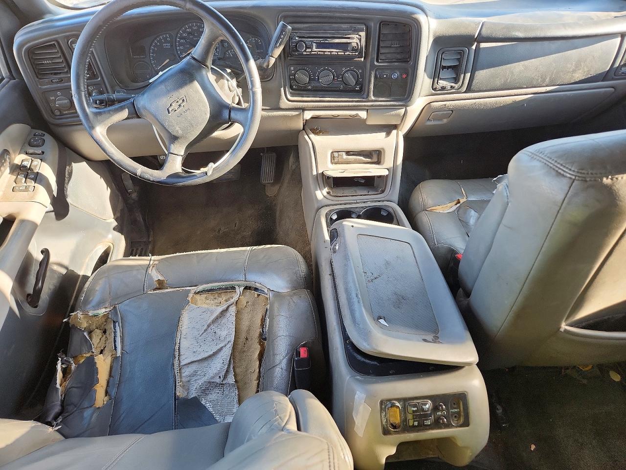 2002 Chevrolet Tahoe K1500 Gold vin: 1GNEK13Z42J302251