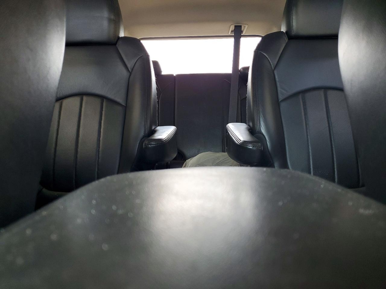 2011 Gmc Acadia Denali White vin: 1GKKVTED3BJ393369