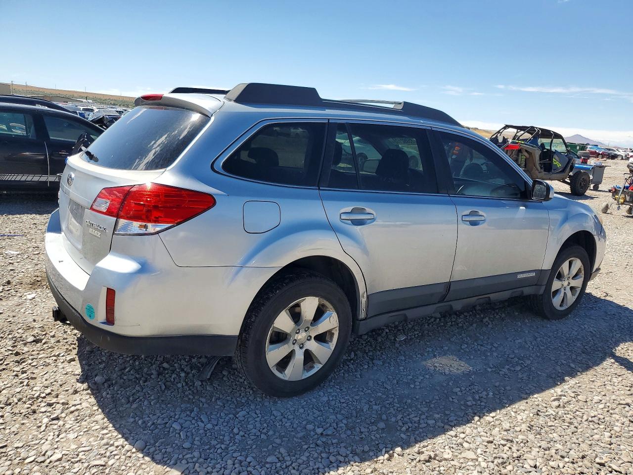 2012 Subaru Outback 2.5i Premium Silver vin: 4S4BRBGC0C3292628