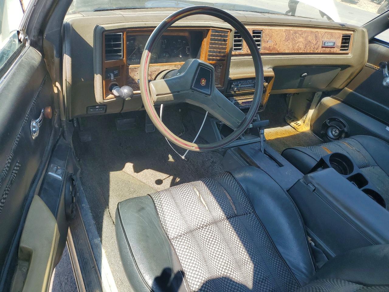 1981 Chevrolet El Camino White vin: 1GCCW80J7BR458815