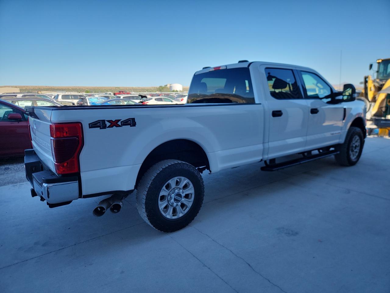 2021 Ford F250 Super Duty White vin: 1FT7W2BT1MED72780 Damage: Right Rear Tire, Worn, Replacement Required