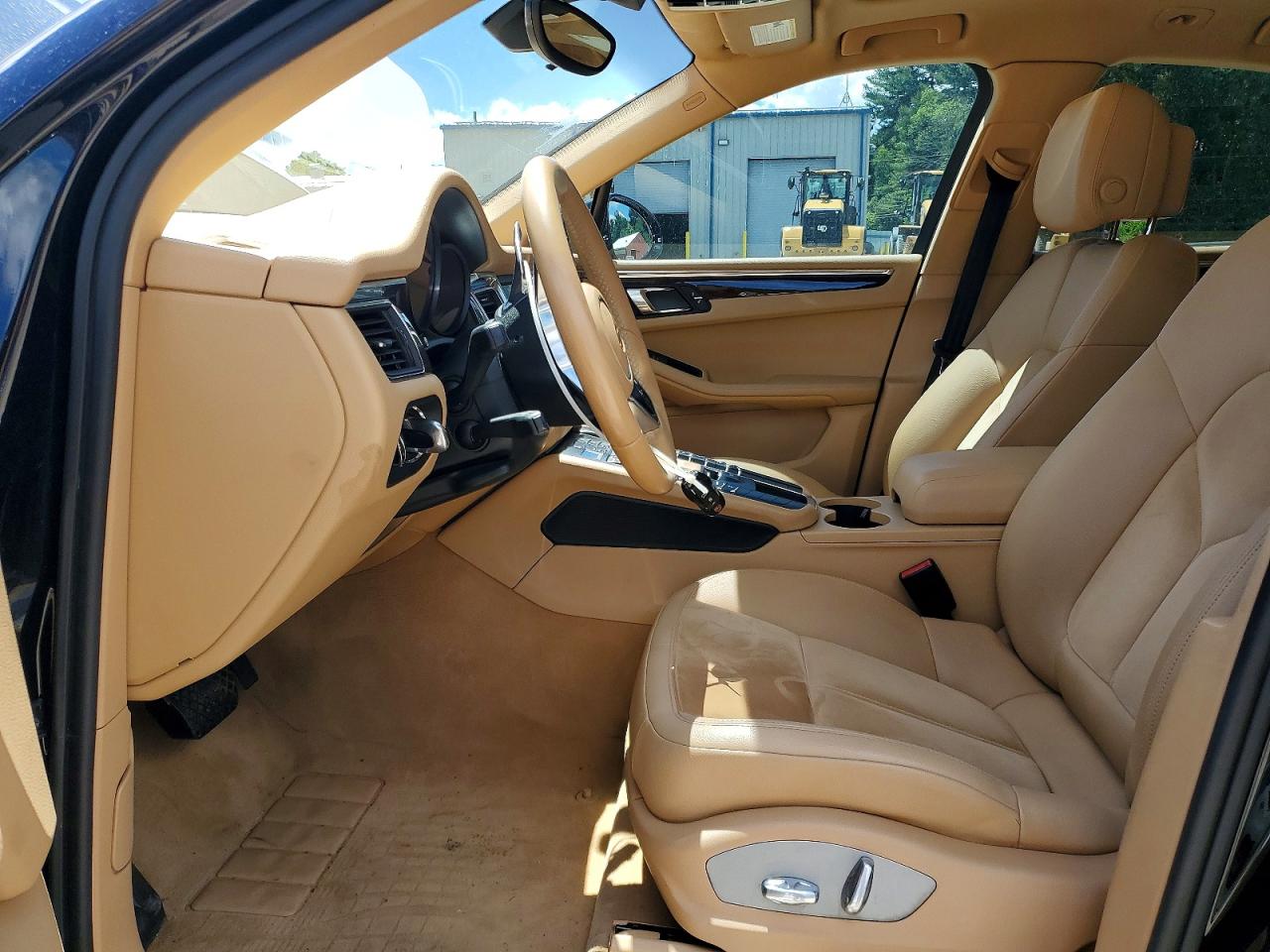 2015 Porsche Macan S Black vin: WP1AB2A51FLB73830