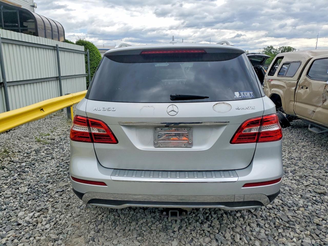 2015 Mercedes-benz Ml 350 4matic Серебряный vin: 4JGDA5HB9FA503770