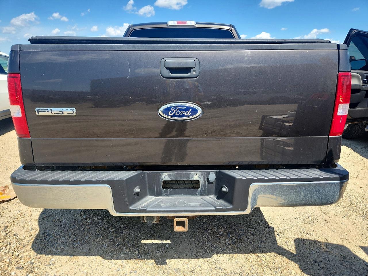 2005 Ford F150 Black vin: 1FTPX14565NB34611