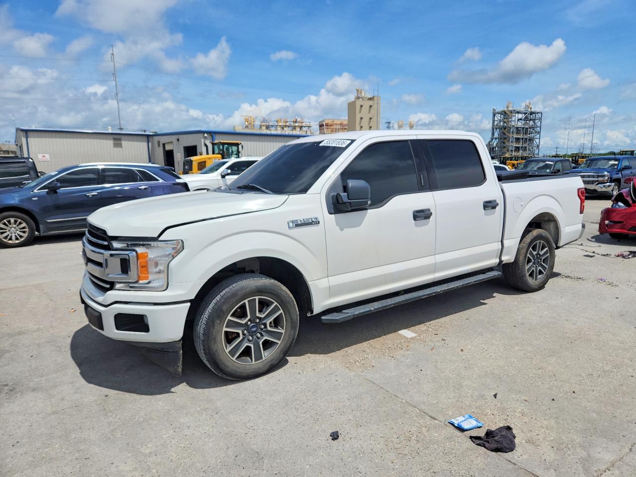 2018 Ford 2110 White vin: 1FTEW1CG6JKC15679