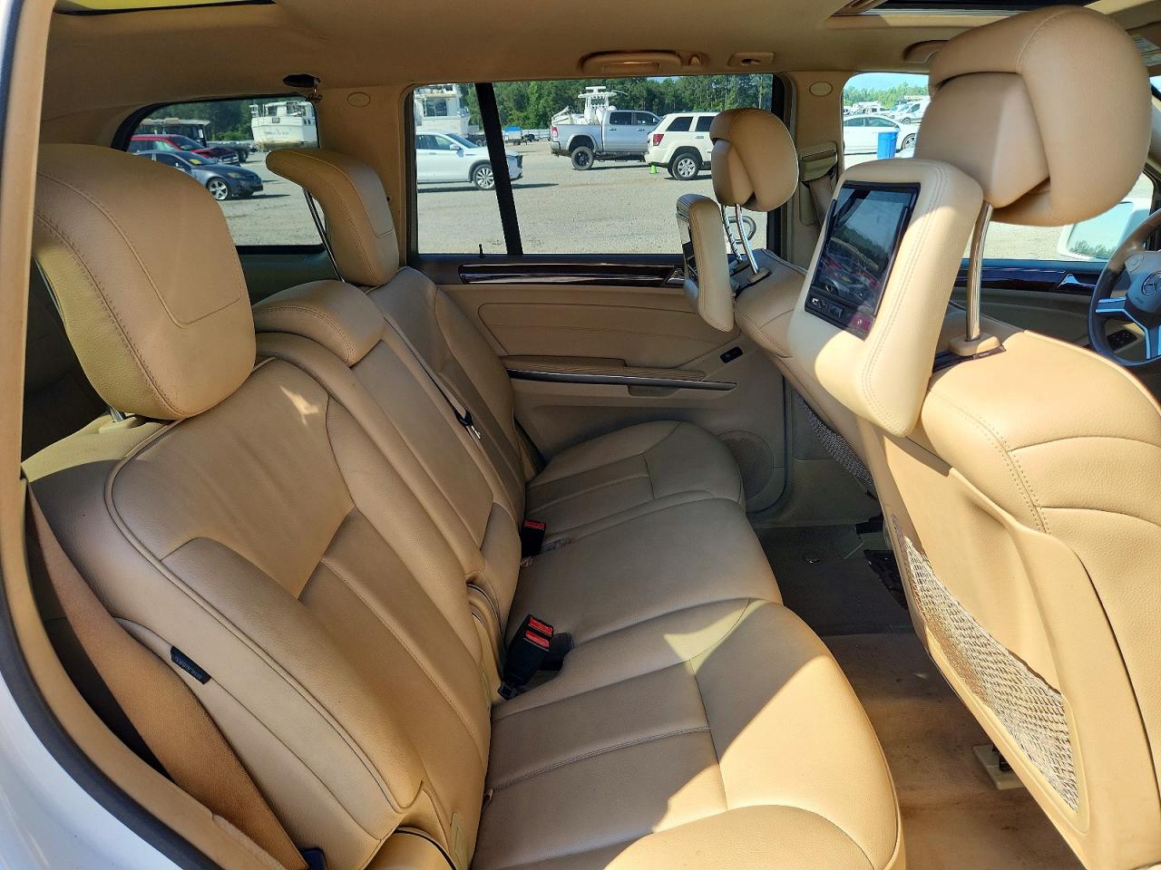 2011 Mercedes-benz Gl 450 4matic White vin: 4JGBF7BEXBA641156