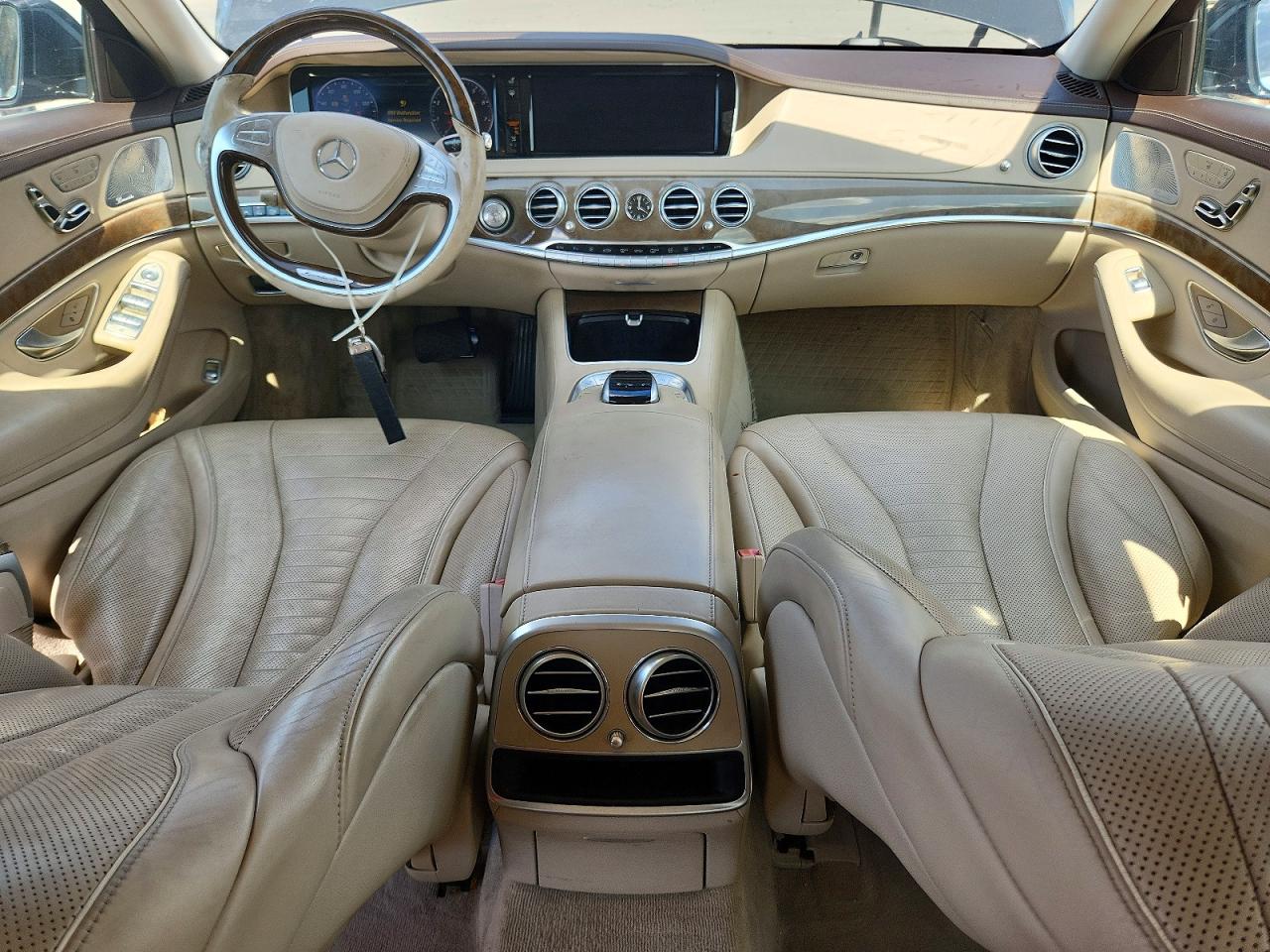 2015 Mercedes-benz S 550 Black vin: WDDUG8CB0FA136887