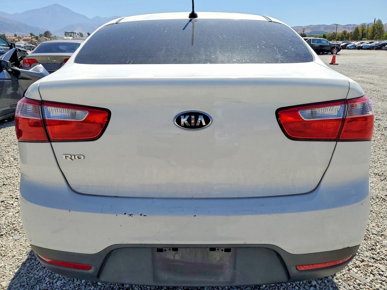 2015 Kia Rio Lx White vin: KNADM4A37F6468980