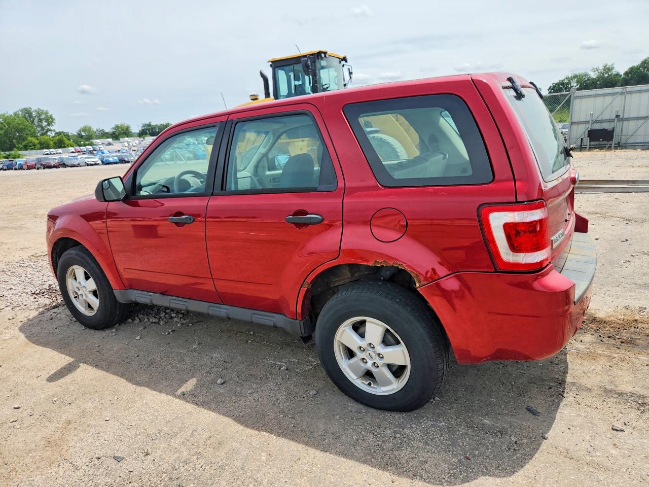 2010 Ford Escape Xls Red vin: 1FMCU0C76AKC48832