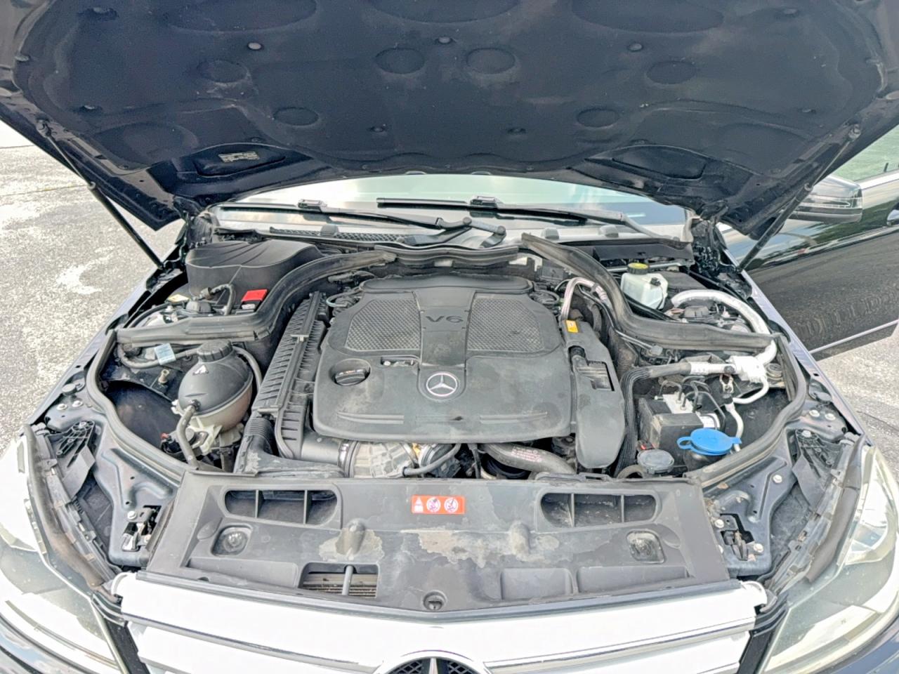 2013 Mercedes-benz C 300 4matic Black vin: WDDGF8AB9DR283579