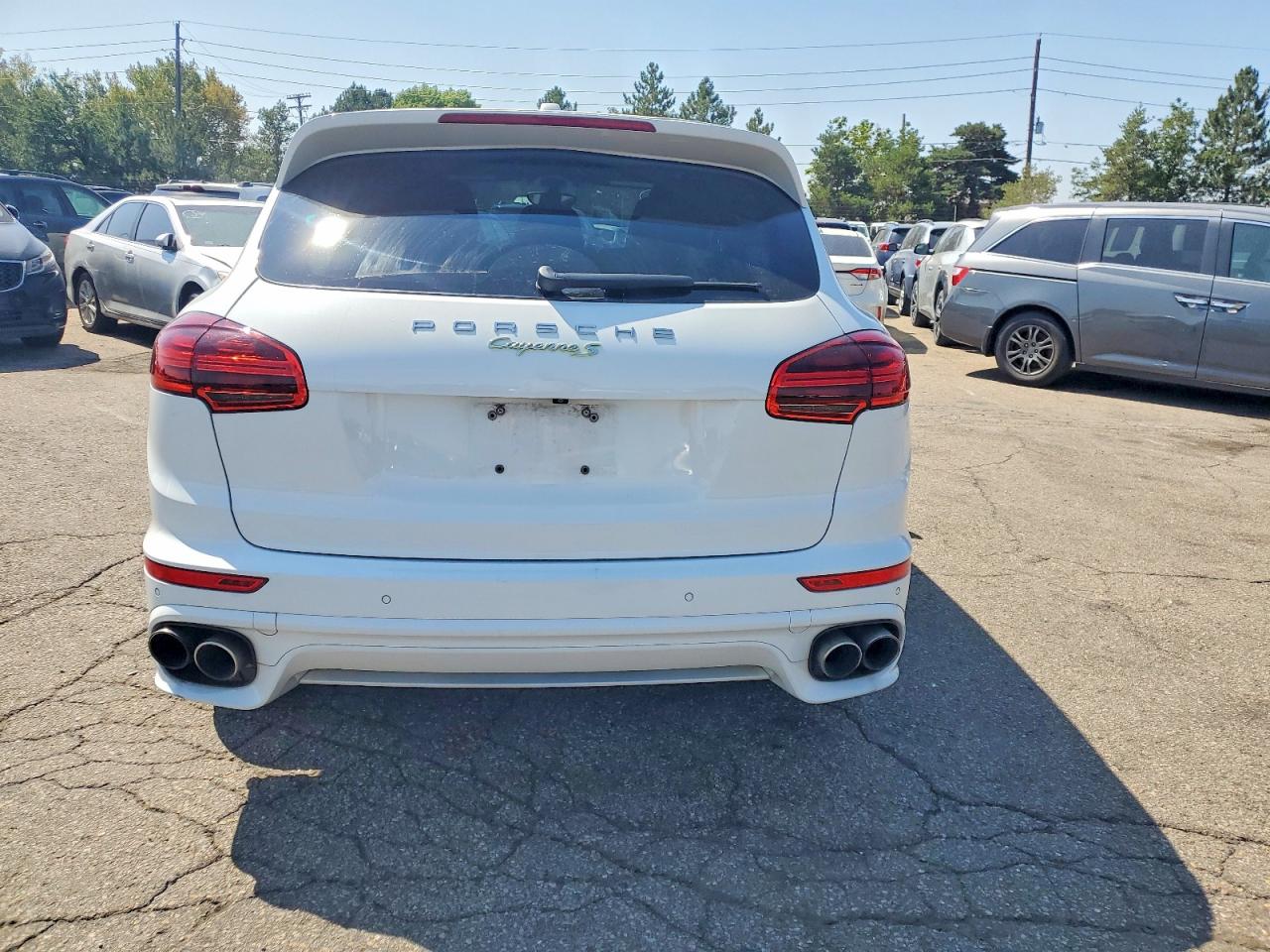 2015 Porsche Cayenne Se Hybrid White vin: WP1AE2A21FLA52521