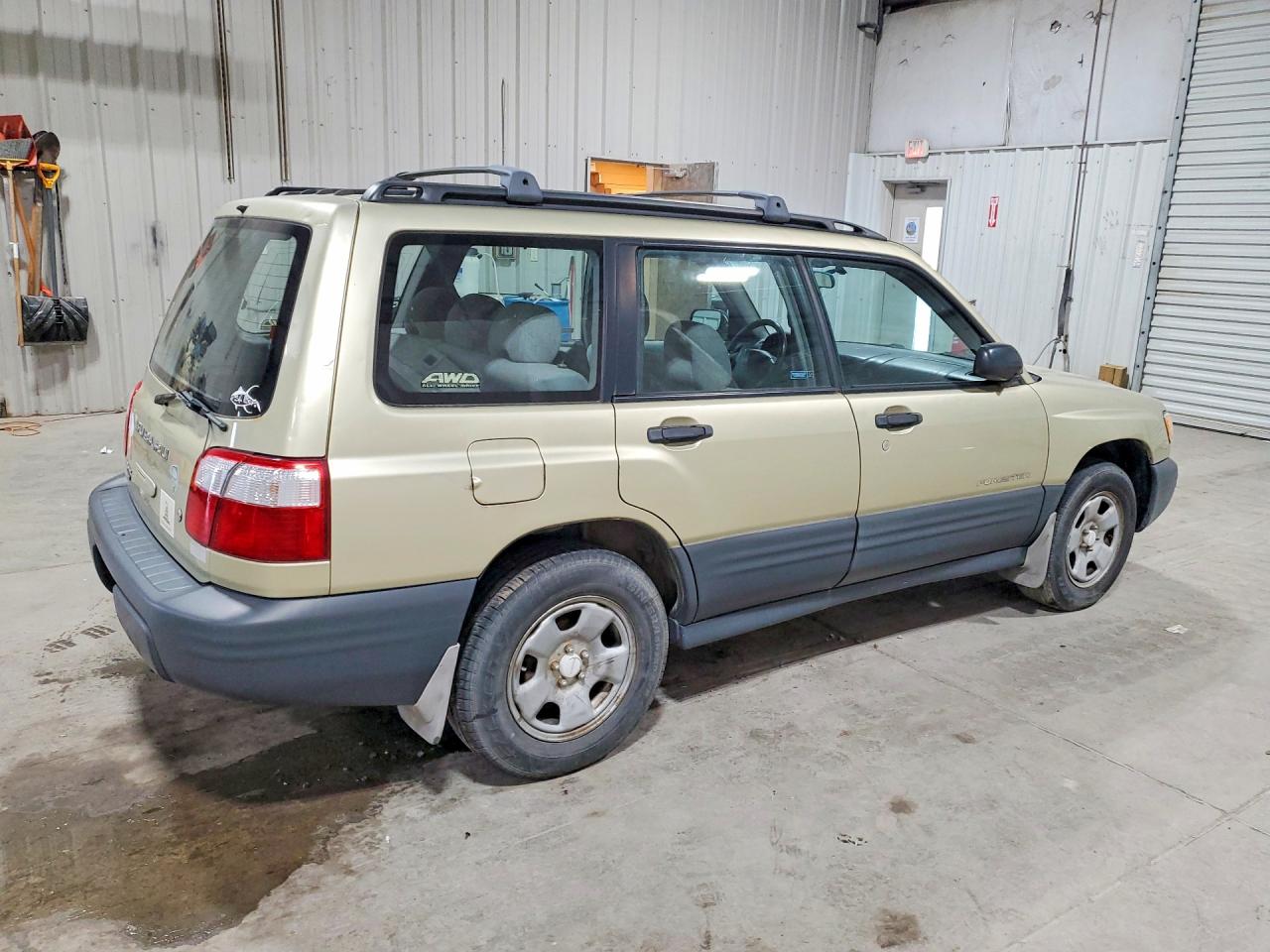2002 Subaru Forester L Tan vin: JF1SF63502H710852