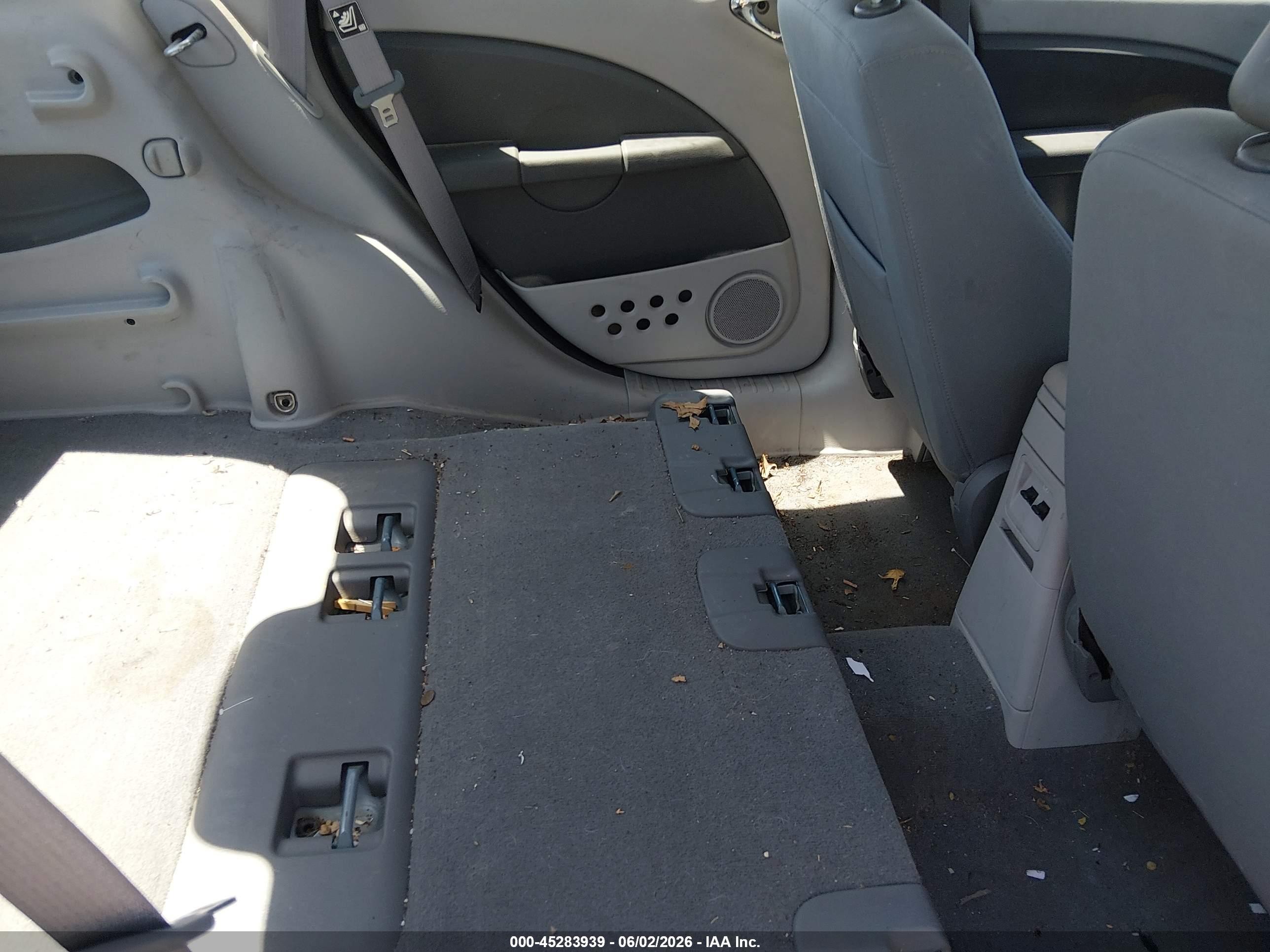 2006 Chrysler Pt Cruiser   Gray vin: 3A4FY48B16T204442