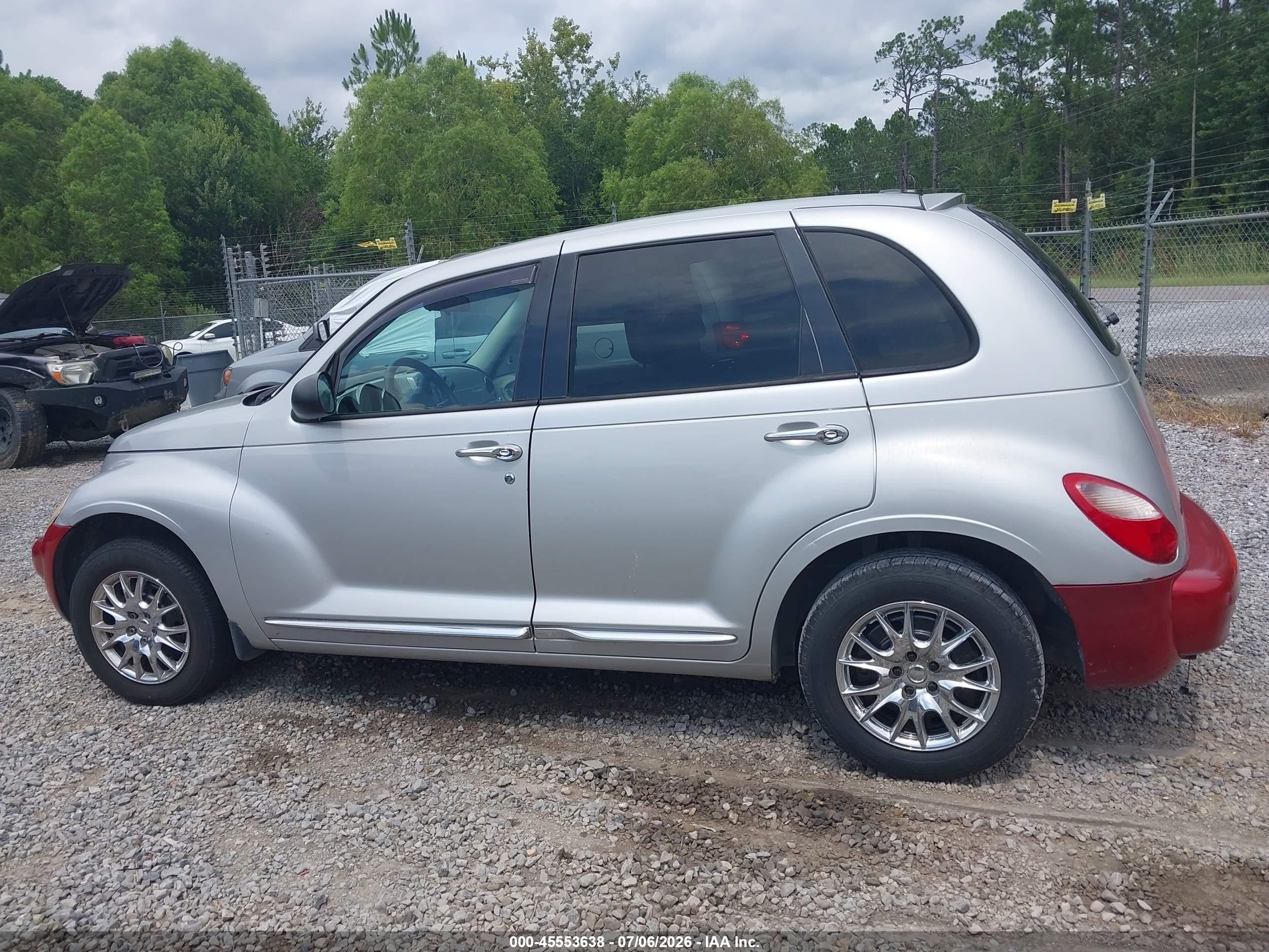 2007 Chrysler Pt Cruiser   Silver vin: 3A4FY48B17T553117