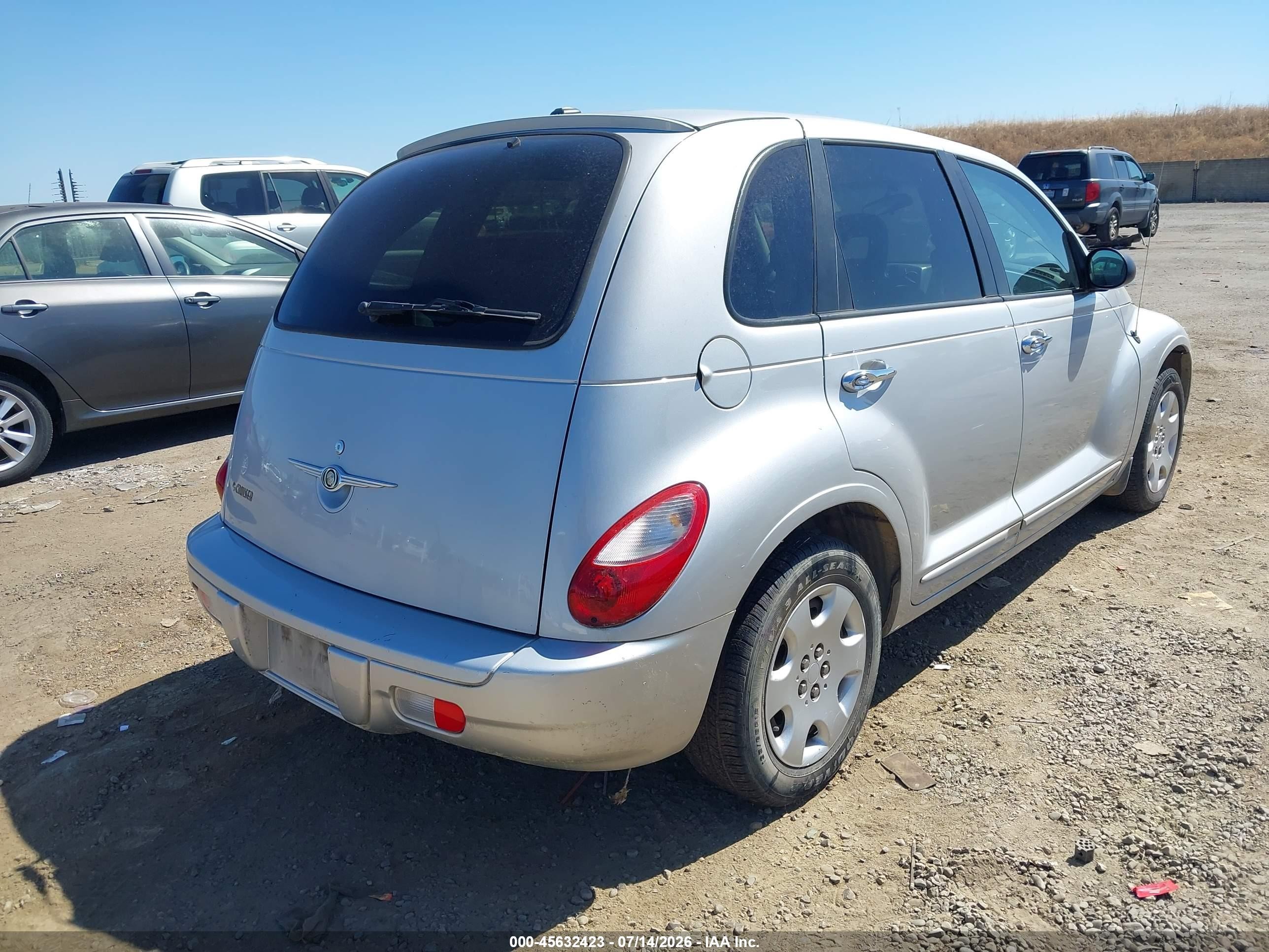 2007 Chrysler Pt Cruiser   Silver vin: 3A4FY48B27T548928