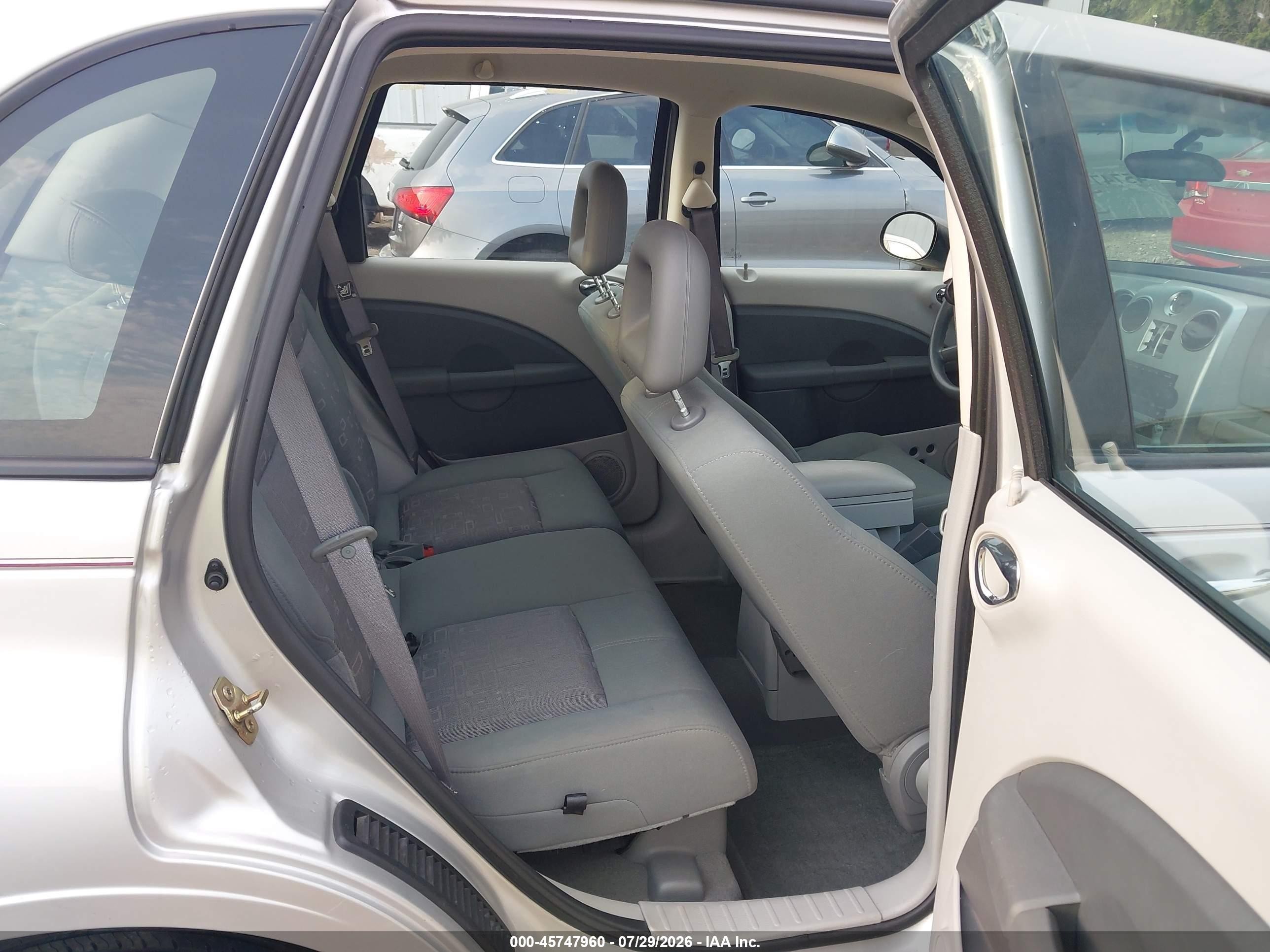 2006 Chrysler Pt Cruiser   Серебряный vin: 3A4FY48B36T262472
