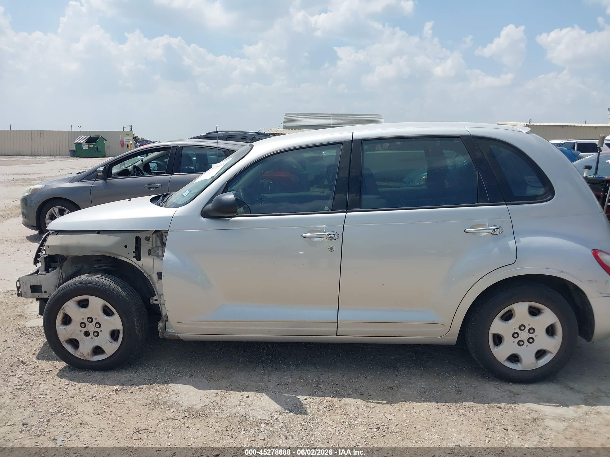 2007 Chrysler Pt Cruiser Серебряный vin: 3A4FY48B57T532075
