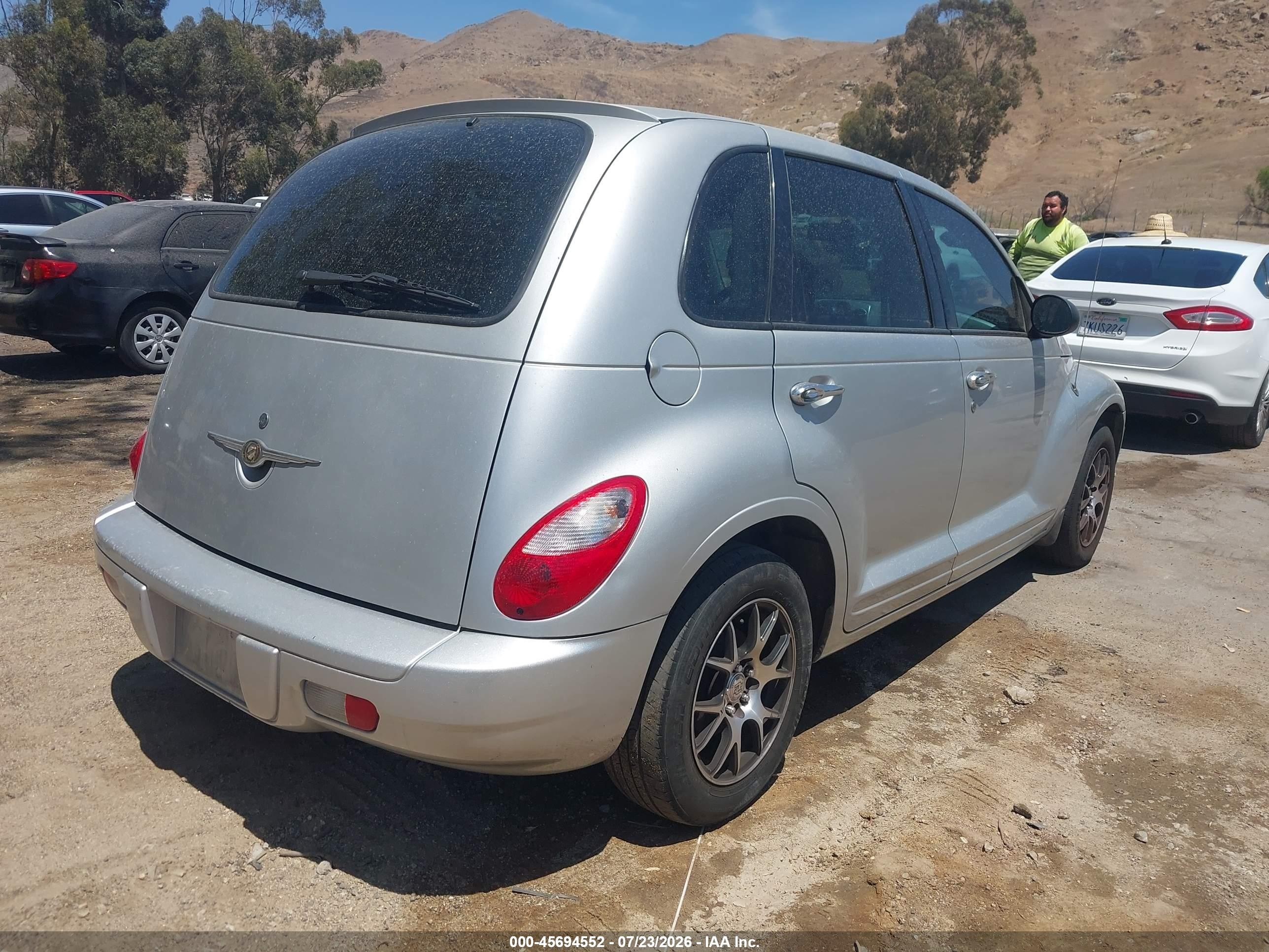 2006 Chrysler Pt Cruiser   Silver vin: 3A4FY48B66T224606