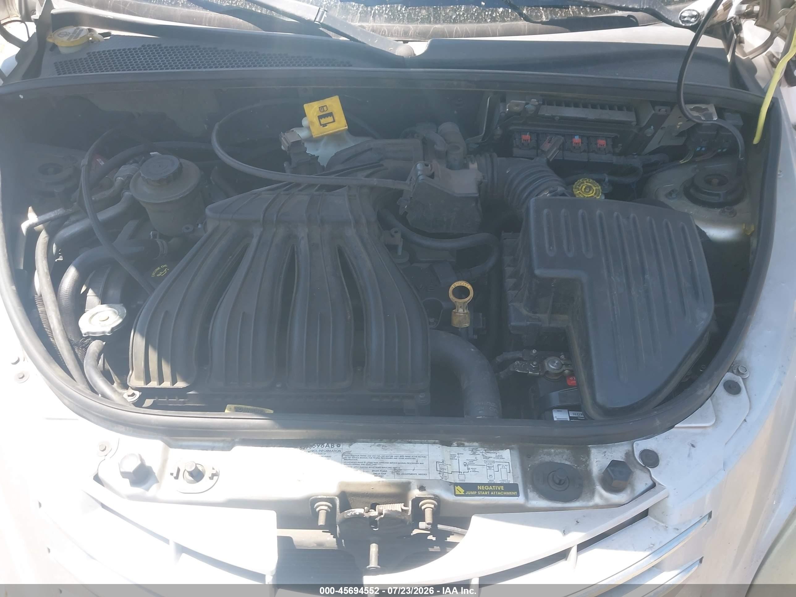 2006 Chrysler Pt Cruiser   Silver vin: 3A4FY48B66T224606