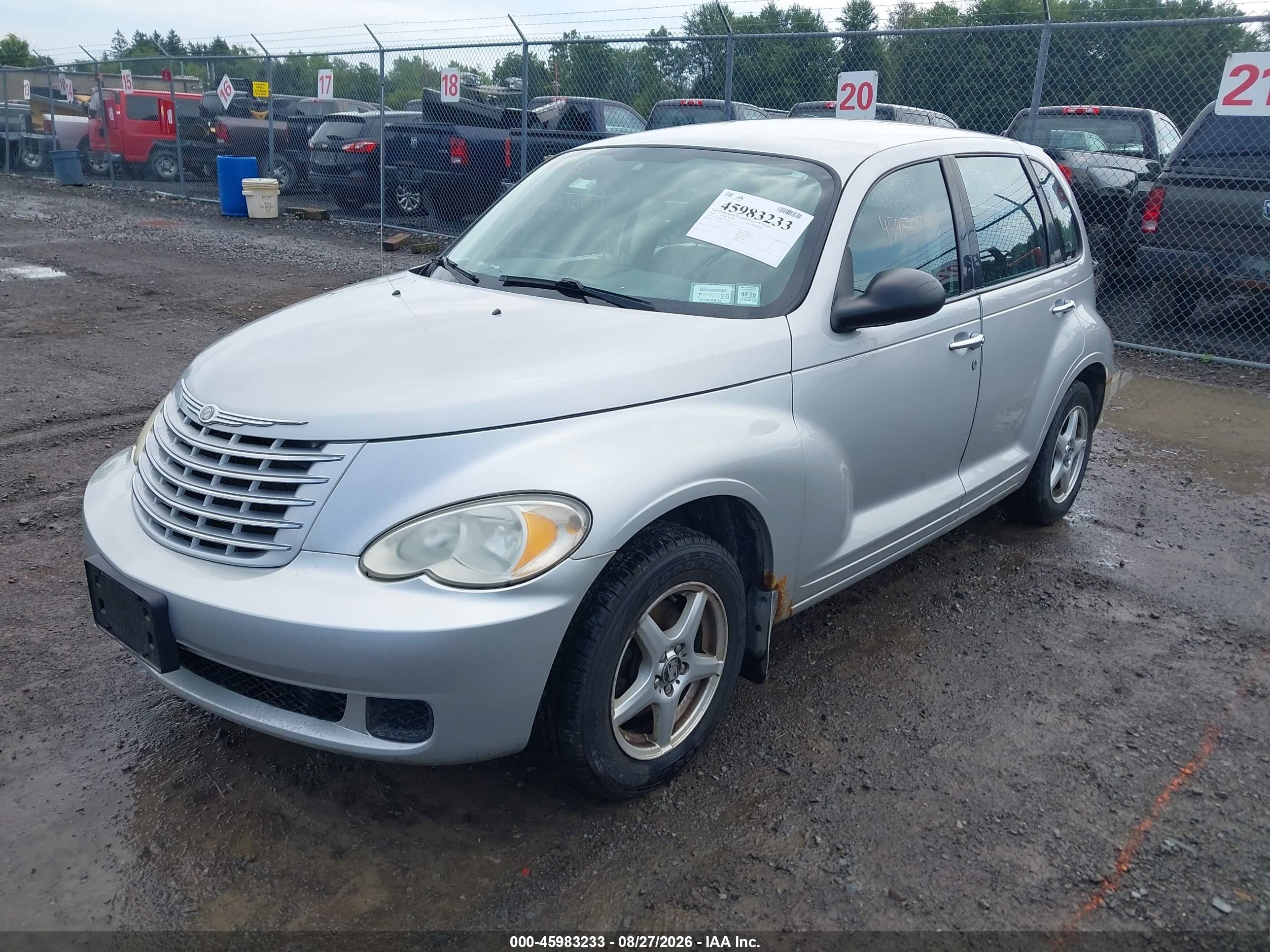 2007 Chrysler Pt Cruiser   Silver vin: 3A4FY48B67T558166