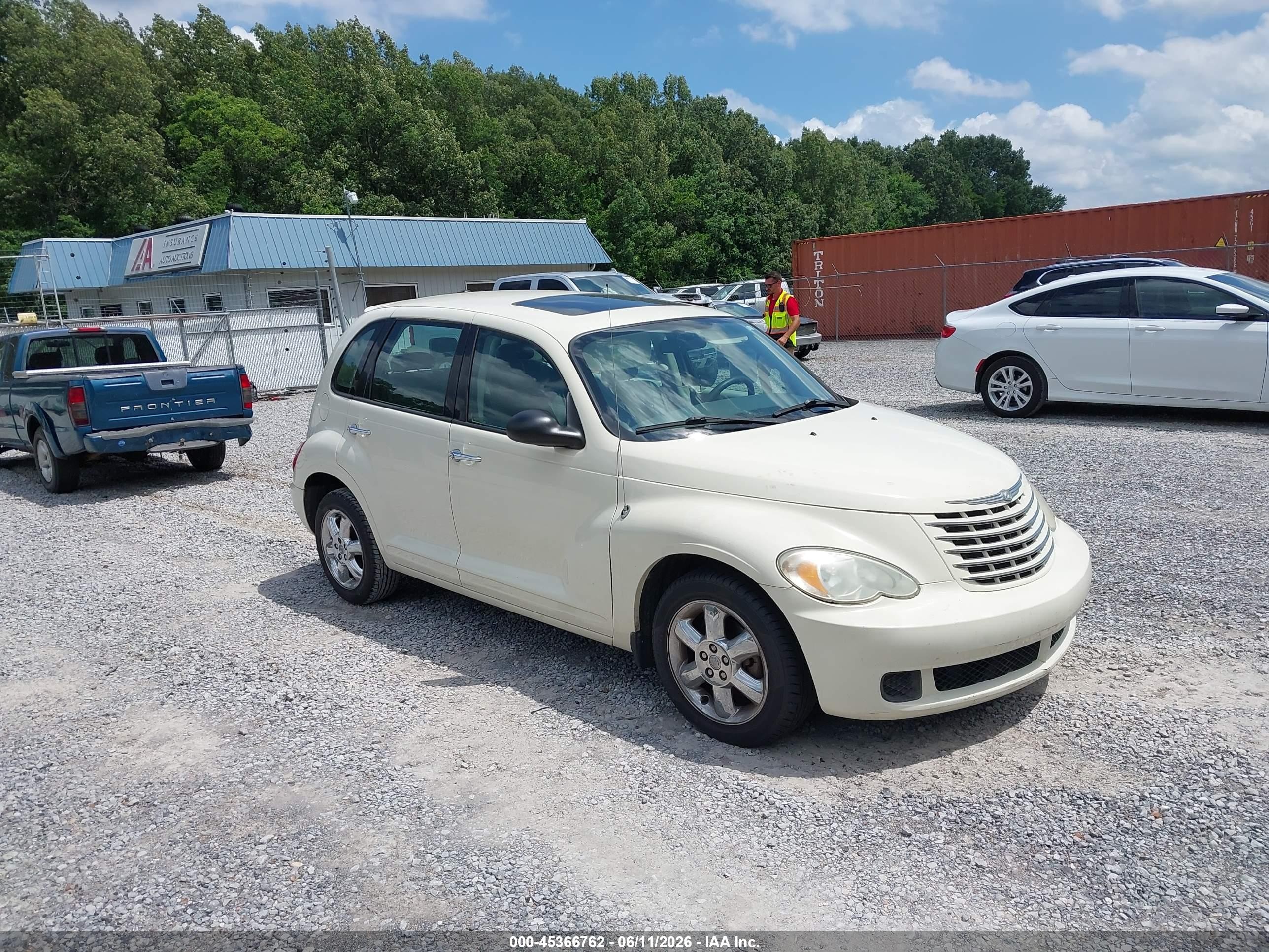 2007 Chrysler Pt Cruiser   White vin: 3A4FY48B67T620911