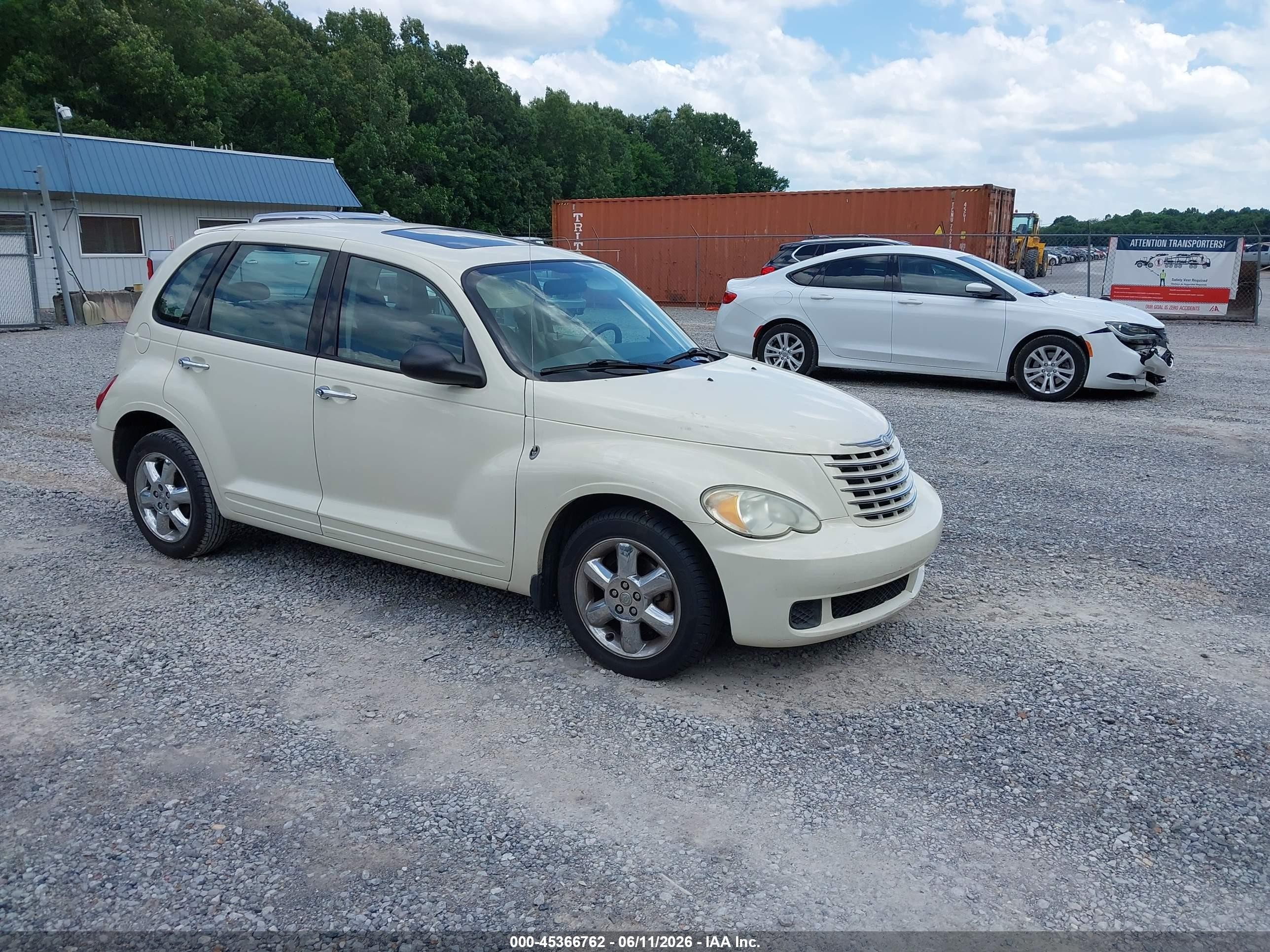 2007 Chrysler Pt Cruiser   White vin: 3A4FY48B67T620911