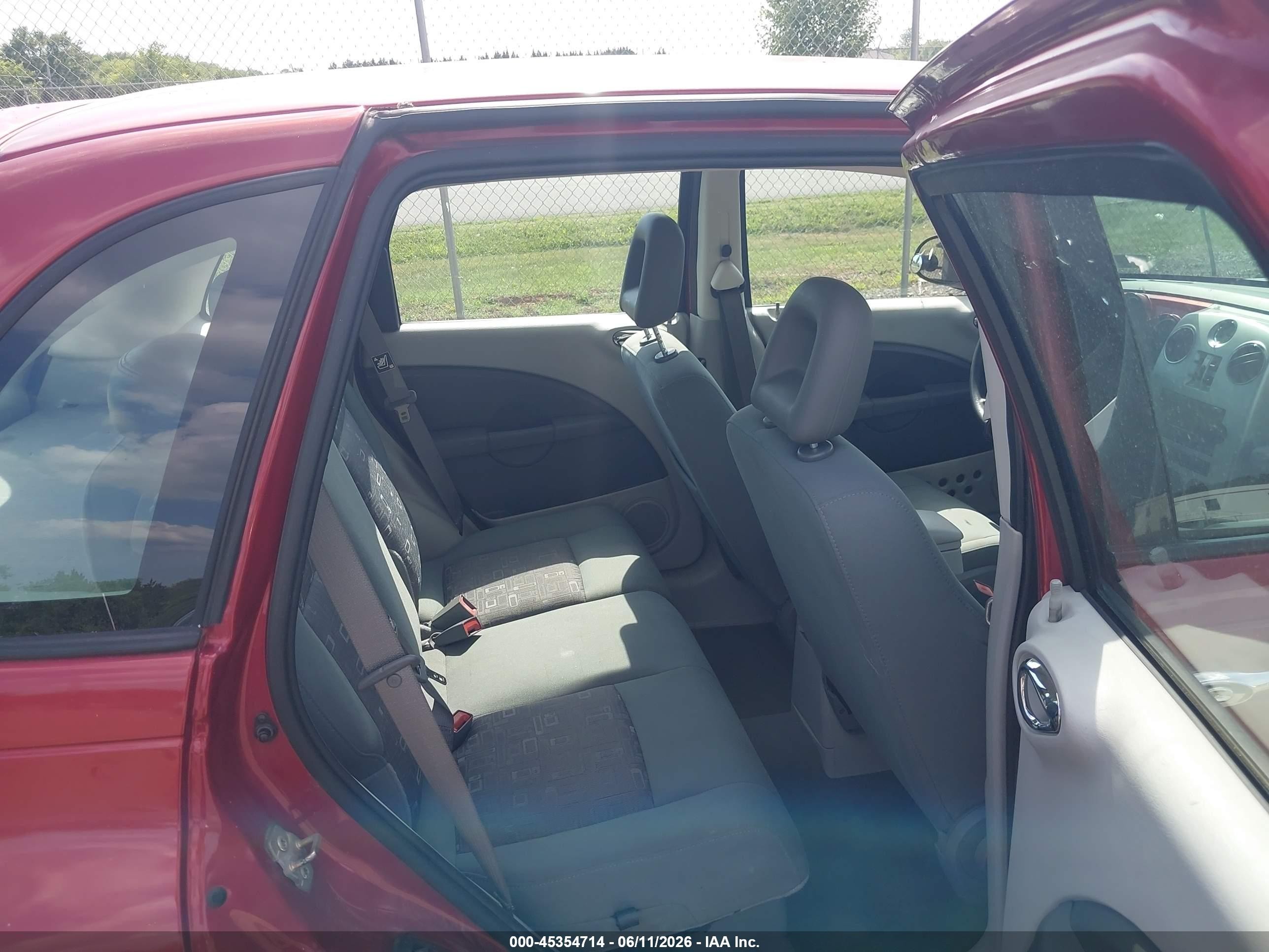2007 Chrysler Pt Cruiser   Red vin: 3A4FY48B67T628295
