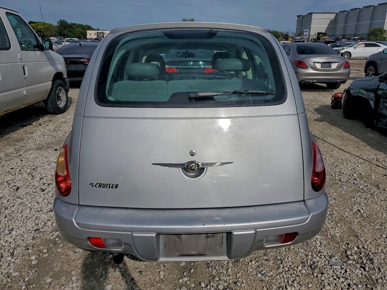 2007 Chrysler Pt Cruiser Silver vin: 3A4FY48B87T615435