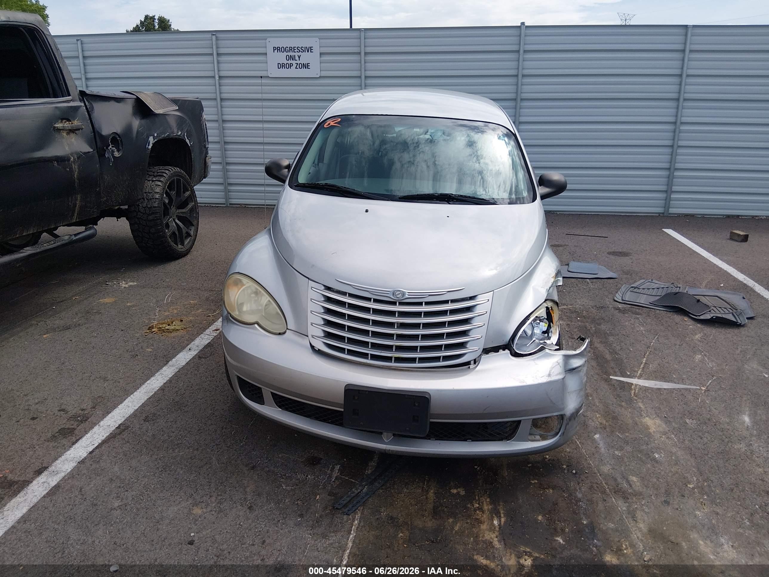 2007 Chrysler Pt Cruiser   Silver vin: 3A4FY48BX7T503686