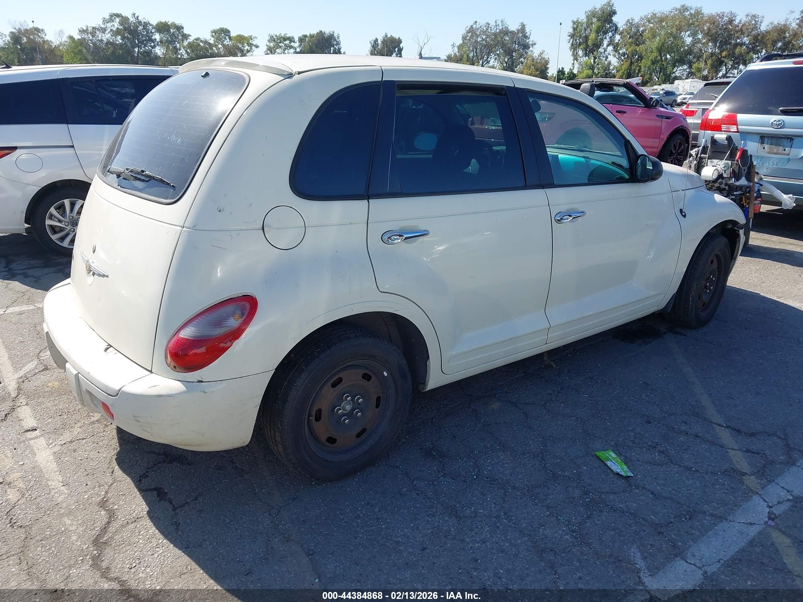 2007 Chrysler Pt Cruiser   White vin: 3A4FY48BX7T631992