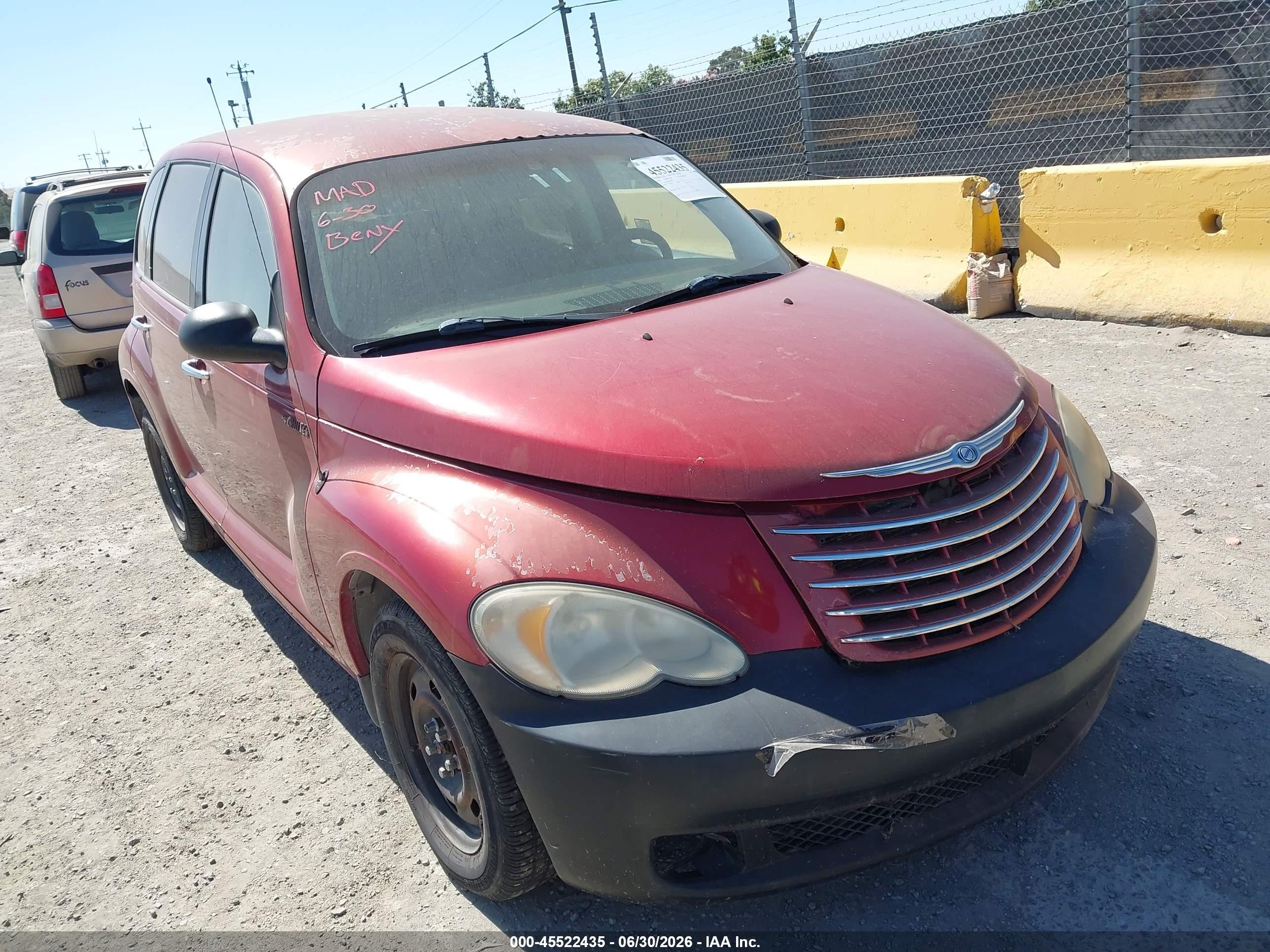 2006 Chrysler Pt Cruiser Touring Burgundy vin: 3A4FY58B06T298853