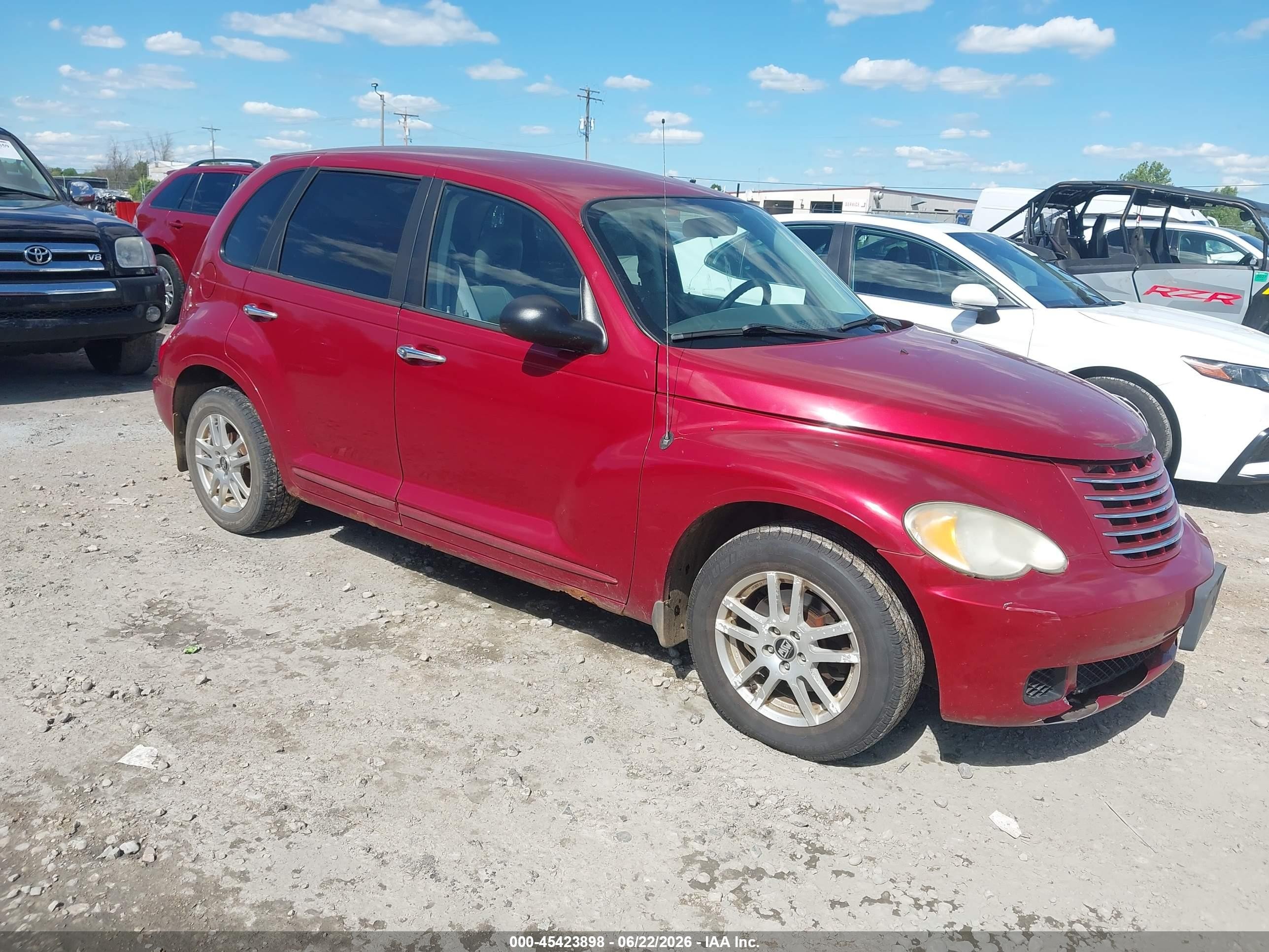 2007 Chrysler Pt Cruiser Touring Red vin: 3A4FY58B67T500757