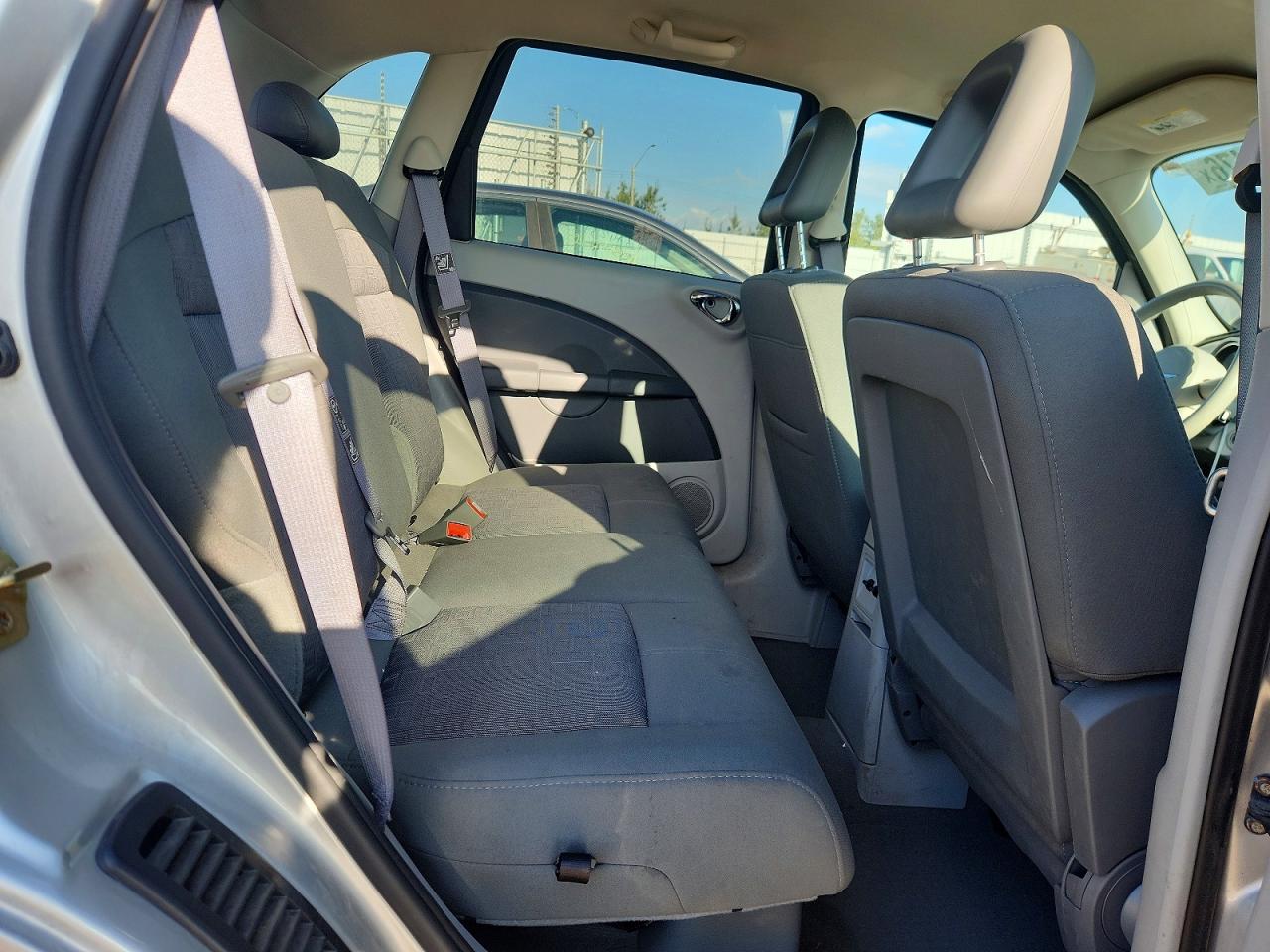 2006 Chrysler Pt Cruiser Touring Silver vin: 3A4FY58B86T221888