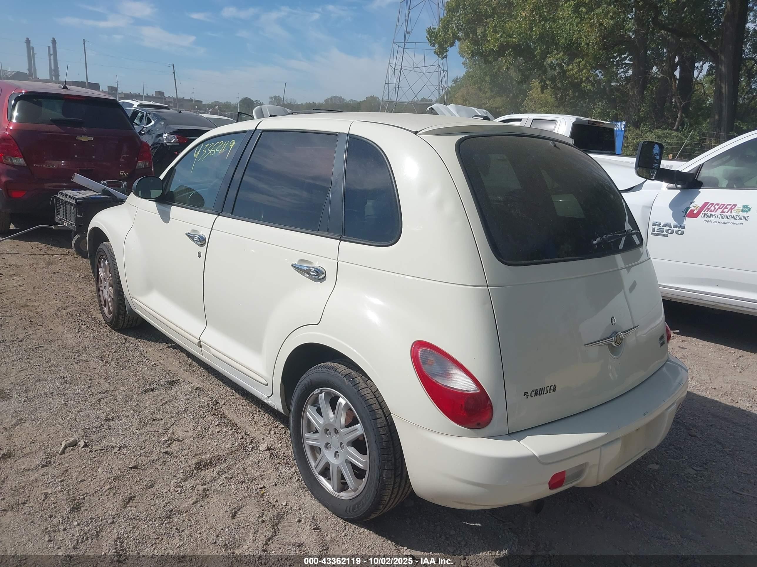 2007 Chrysler Pt Cruiser Touring White vin: 3A4FY58B87T560670