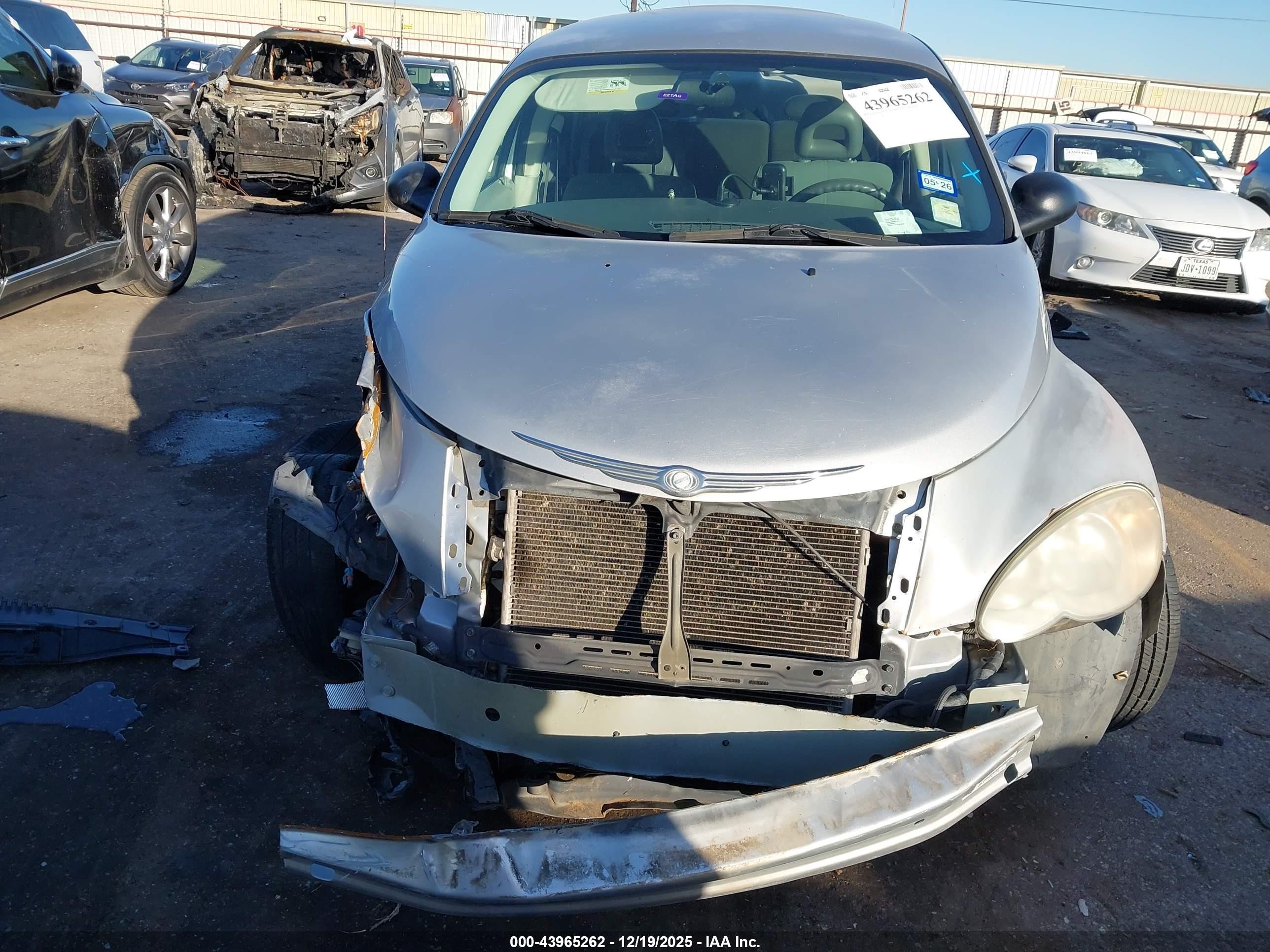 2007 Chrysler Pt Cruiser Touring Silver vin: 3A4FY58BX7T542154