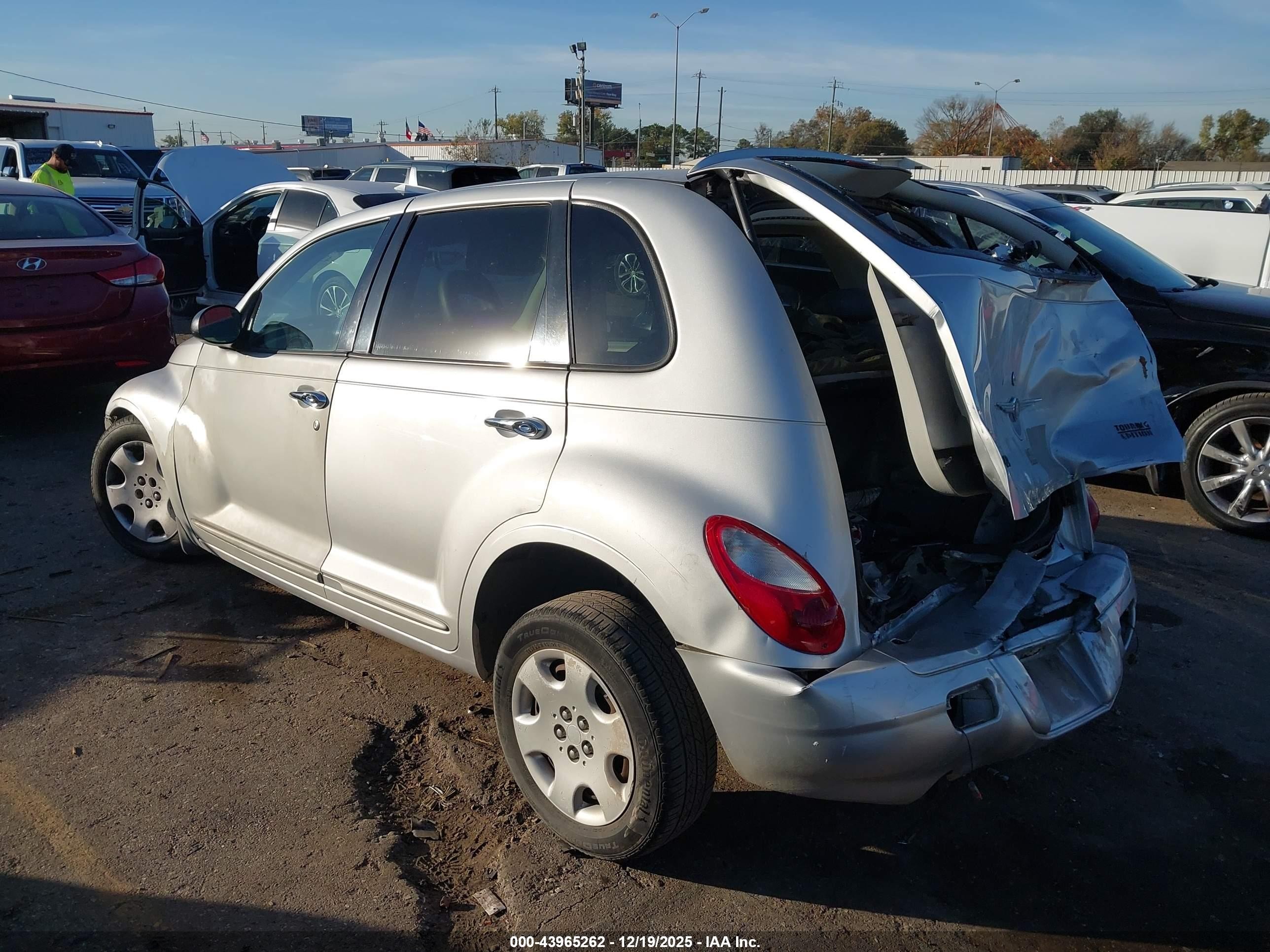2007 Chrysler Pt Cruiser Touring Silver vin: 3A4FY58BX7T542154