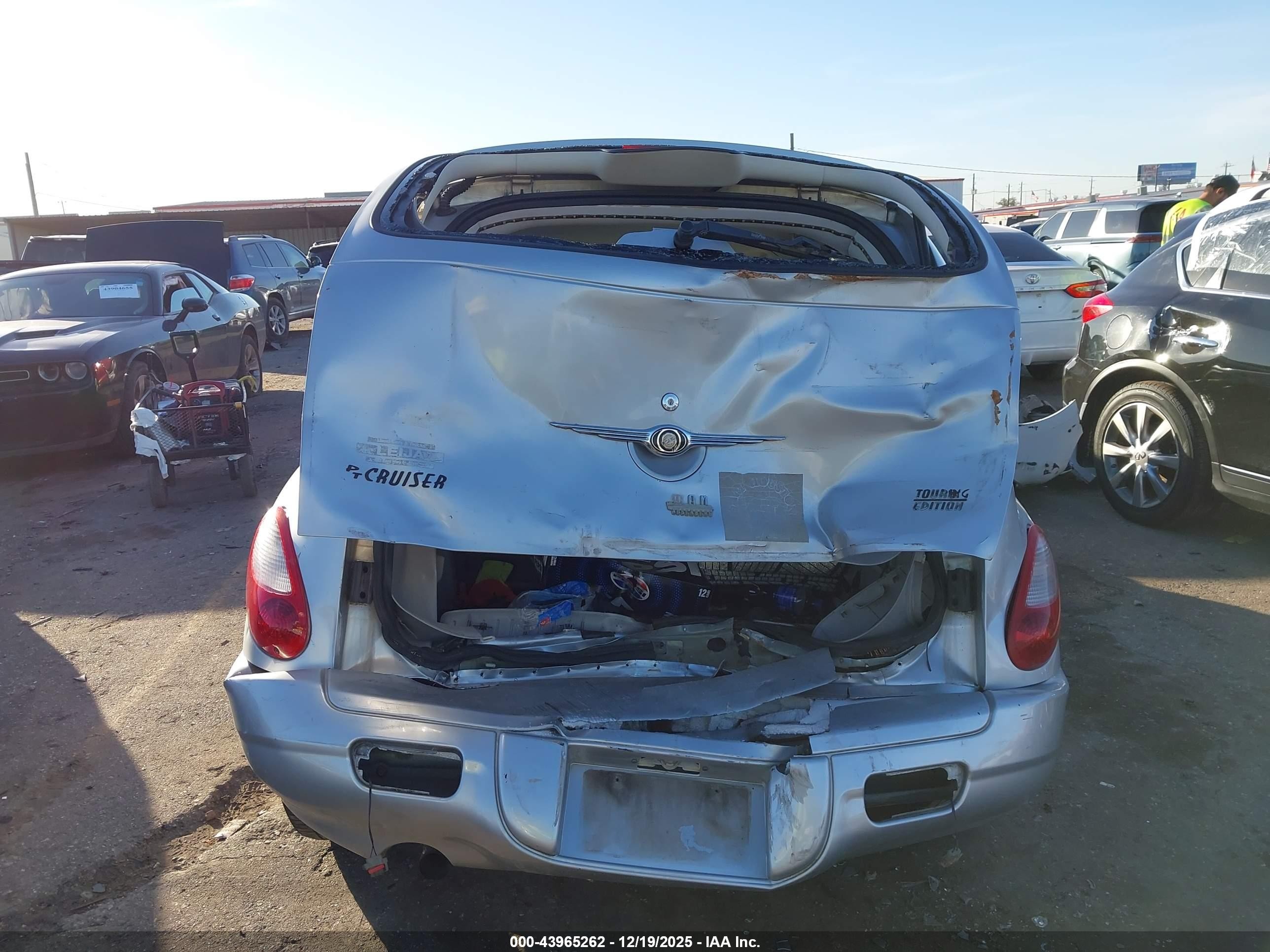2007 Chrysler Pt Cruiser Touring Silver vin: 3A4FY58BX7T542154