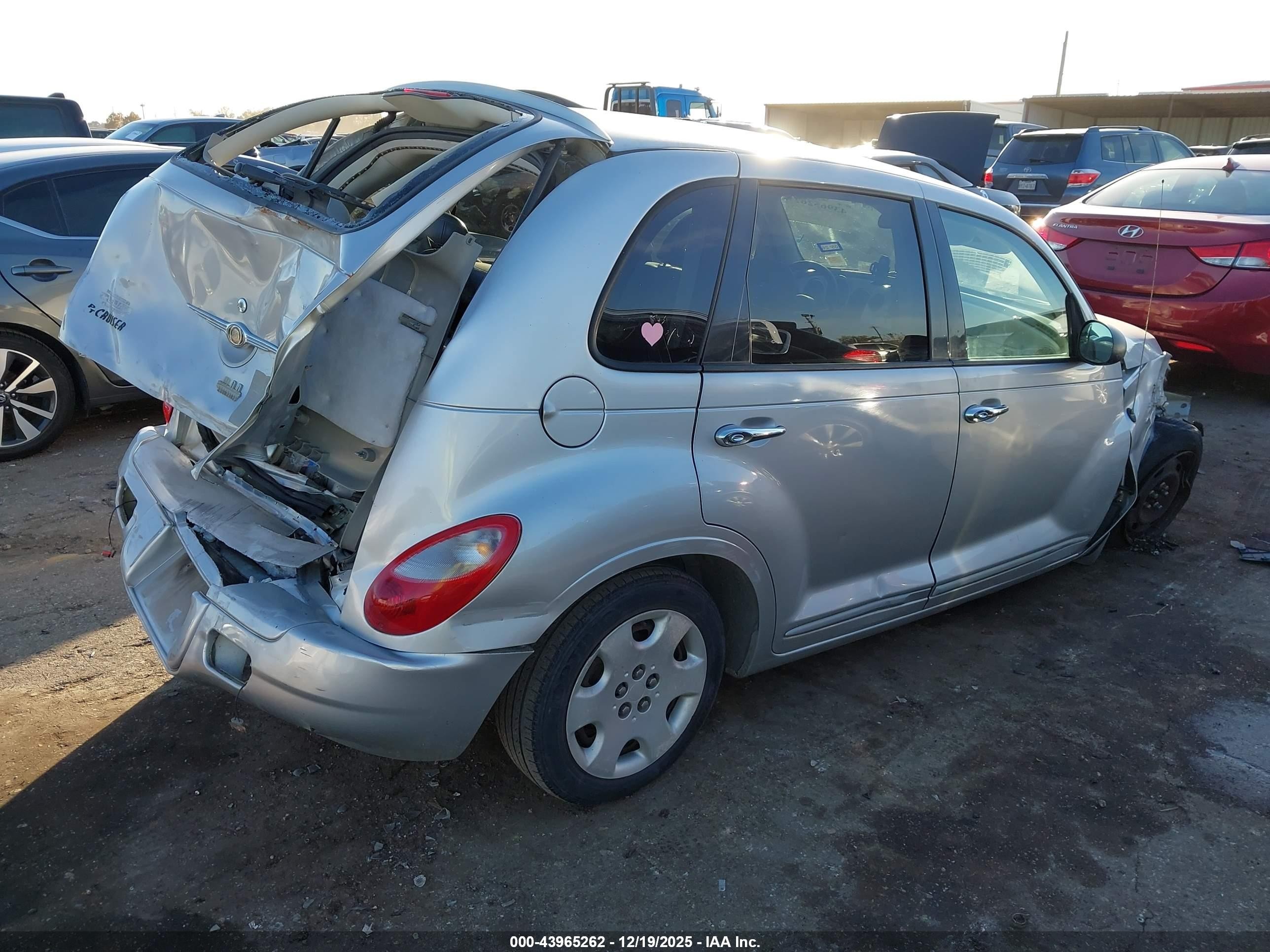 2007 Chrysler Pt Cruiser Touring Silver vin: 3A4FY58BX7T542154