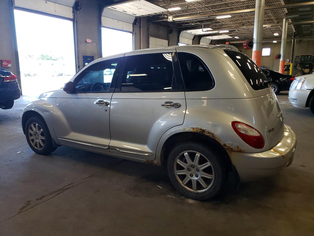 2010 Chrysler Pt Cruiser Silver vin: 3A4GY5F91AT220160