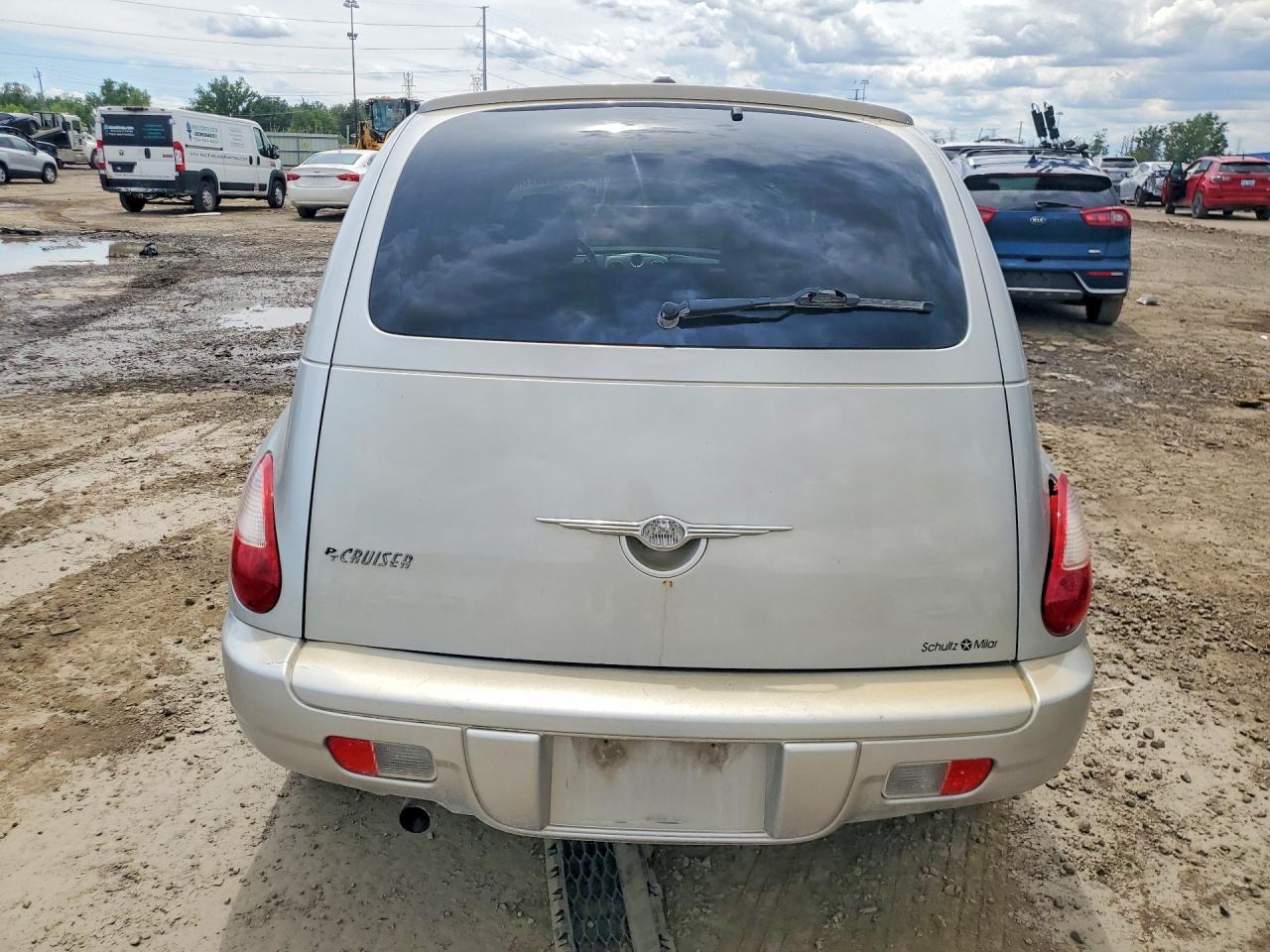 2010 Chrysler Pt Cruiser Silver vin: 3A4GY5F92AT144349