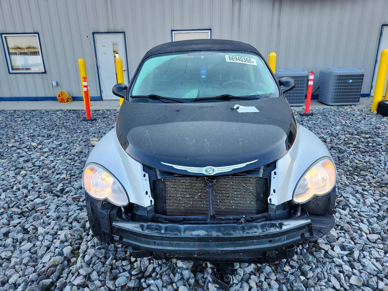 2010 Chrysler Pt Cruiser Two Tone vin: 3A4GY5F92AT205568