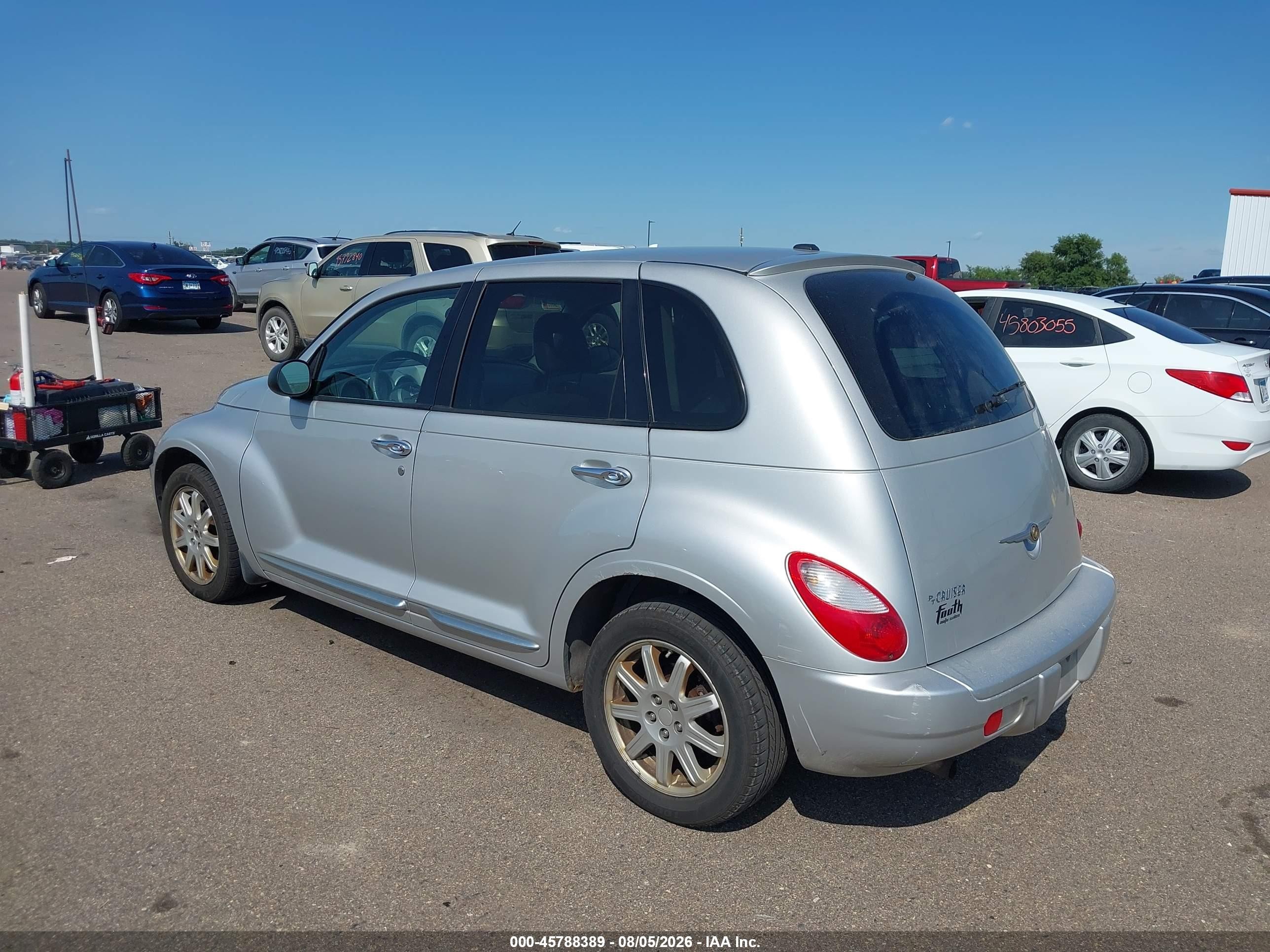 2010 Chrysler Pt Cruiser Classic Silver vin: 3A4GY5F94AT179796