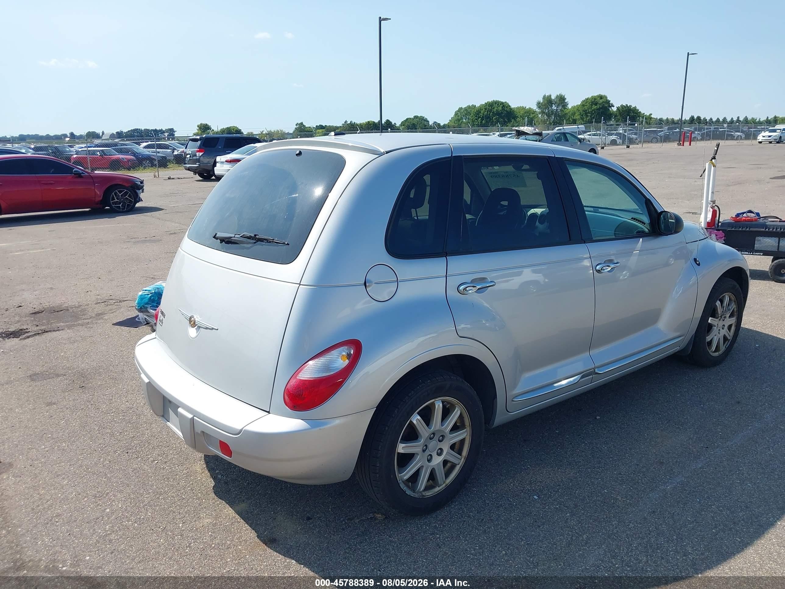 2010 Chrysler Pt Cruiser Classic Silver vin: 3A4GY5F94AT179796