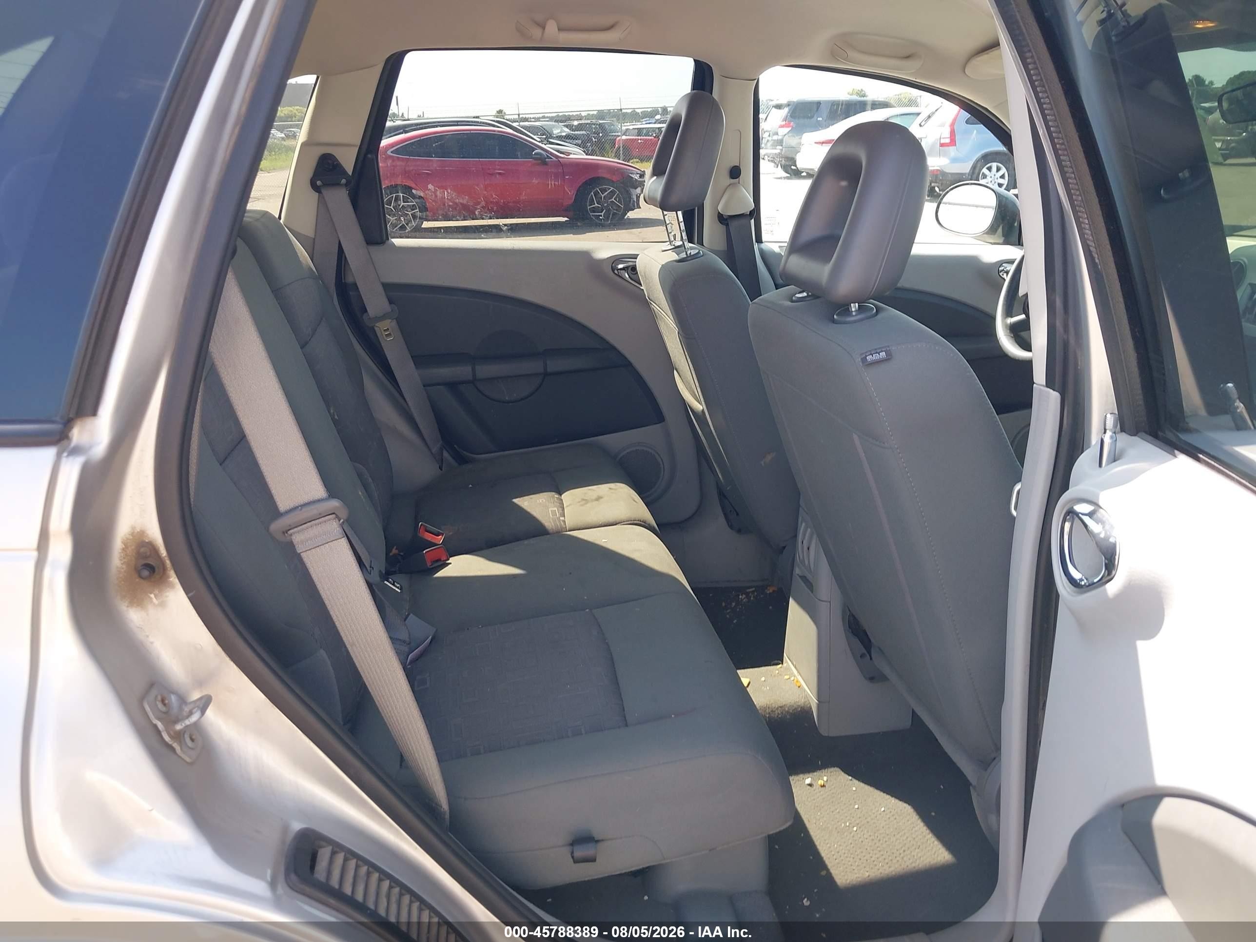 2010 Chrysler Pt Cruiser Classic Silver vin: 3A4GY5F94AT179796