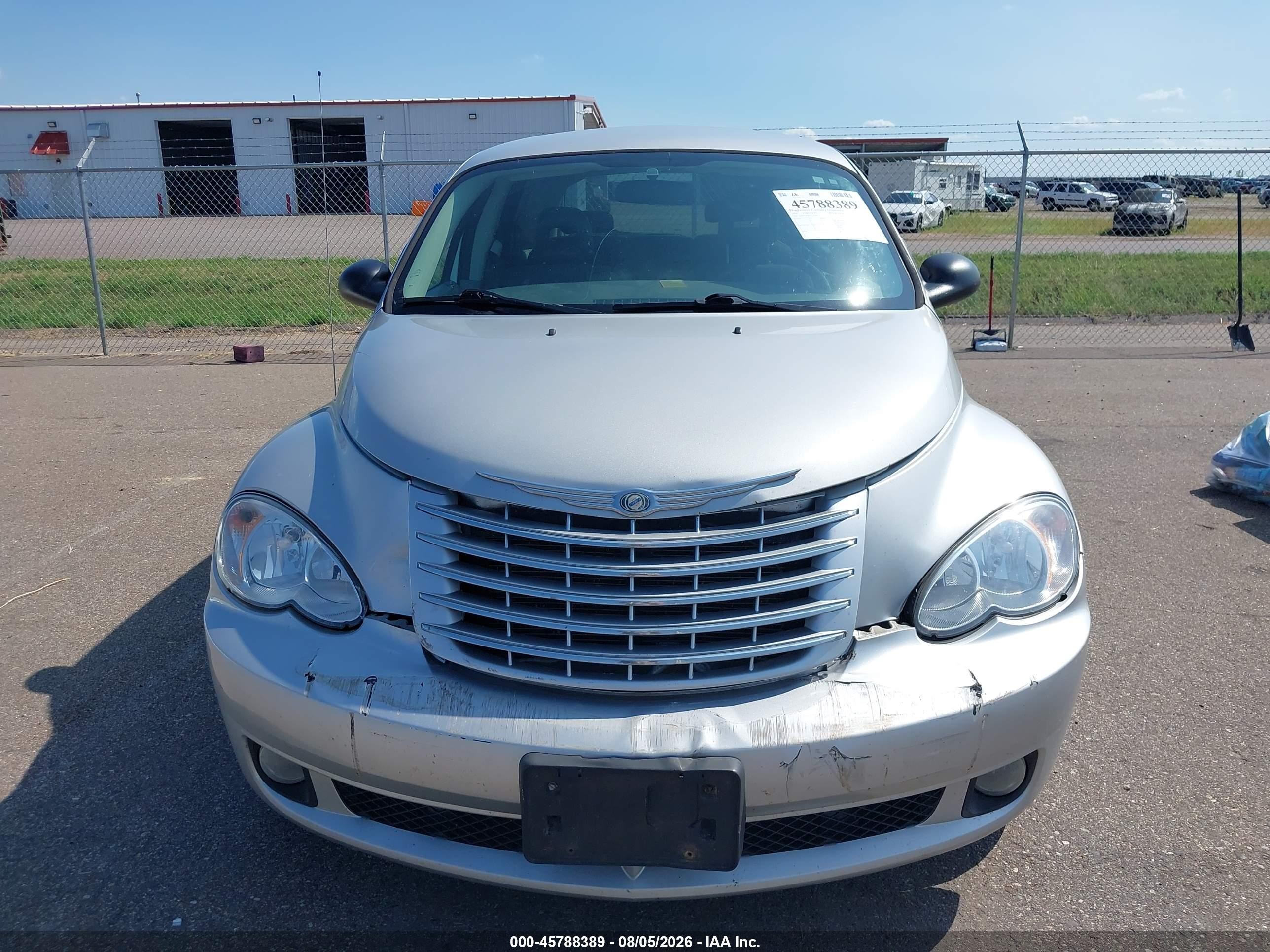 2010 Chrysler Pt Cruiser Classic Silver vin: 3A4GY5F94AT179796