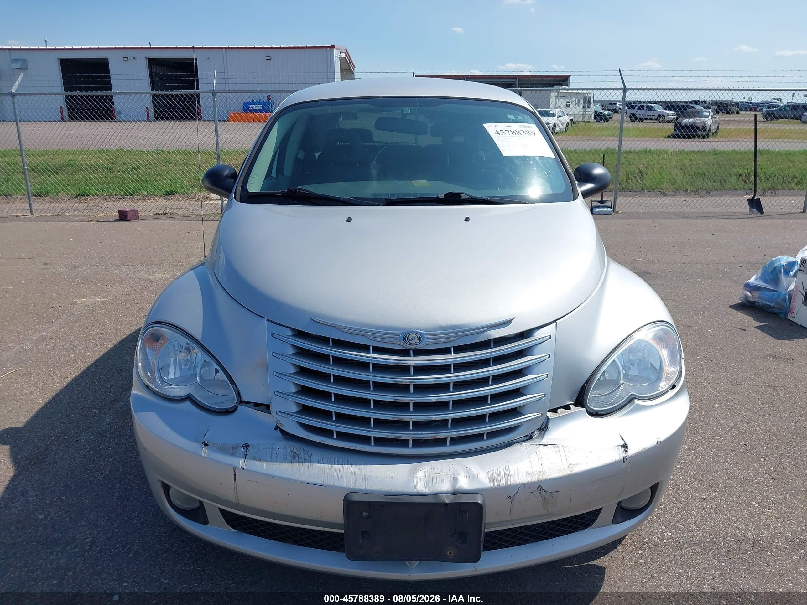 2010 Chrysler Pt Cruiser Classic Silver vin: 3A4GY5F94AT179796