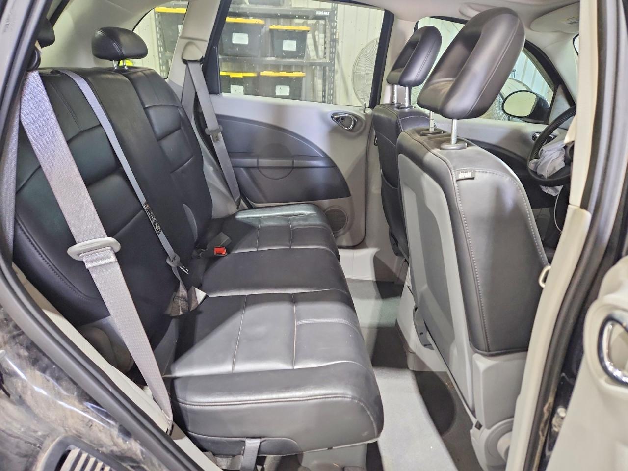 2010 Chrysler Pt Cruiser Silver vin: 3A4GY5F94AT212540